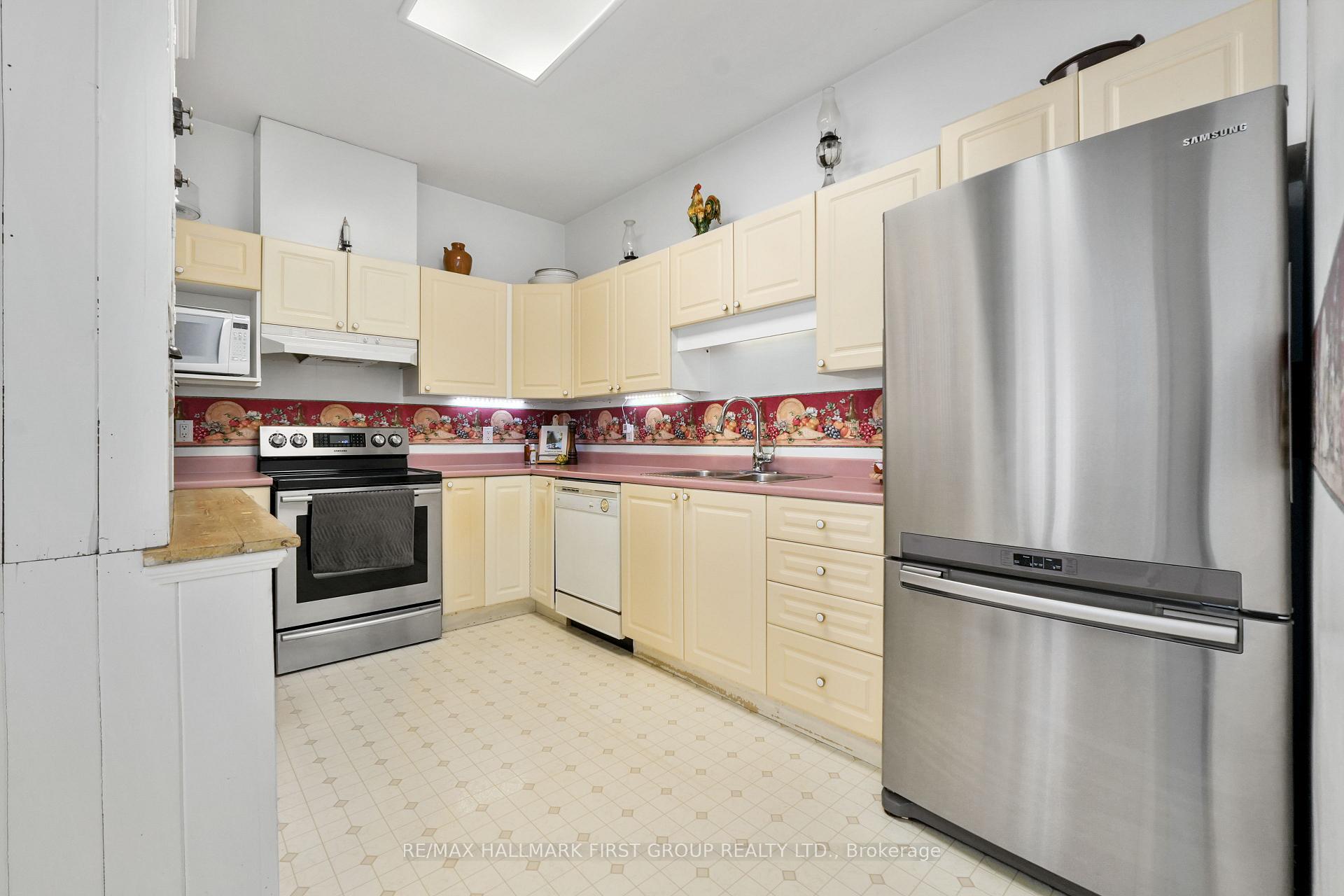 Photo 14 of Unit 107, 95 Robert's Row, Cobourg — HOMEH
