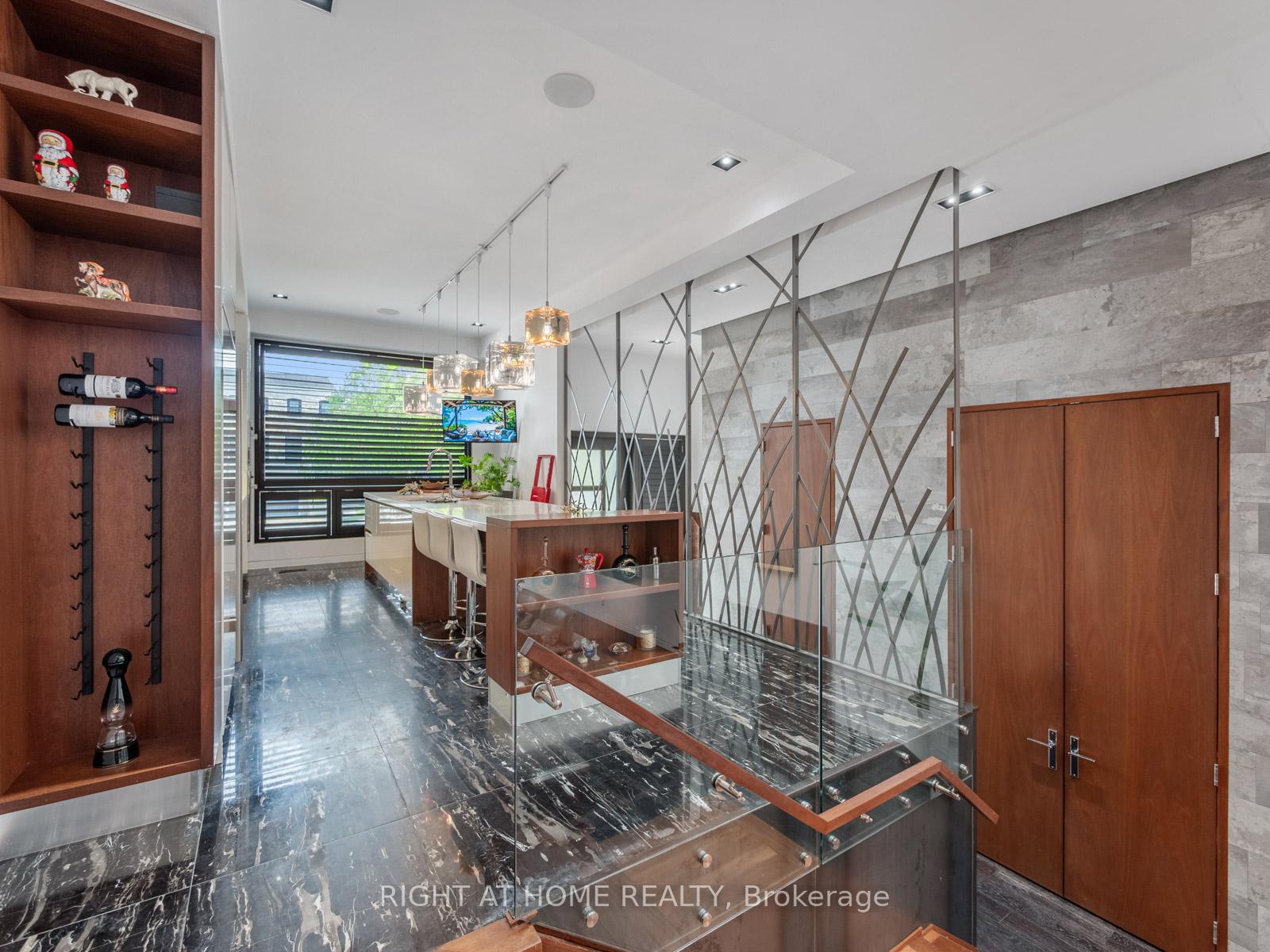 Photo 13 of 336 Melrose Avenue, Toronto, Bedford Park-Nortown — HOMEH