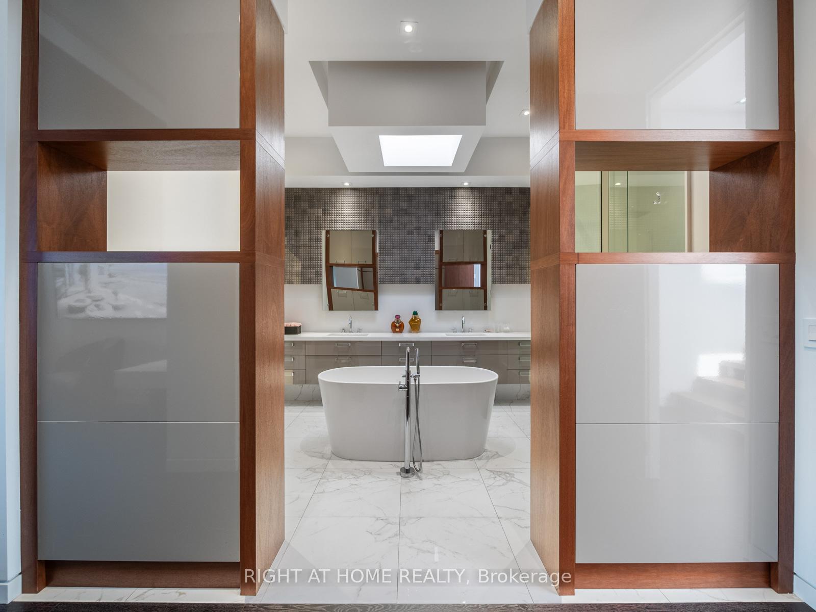 Photo 22 of 336 Melrose Avenue, Toronto, Bedford Park-Nortown — HOMEH