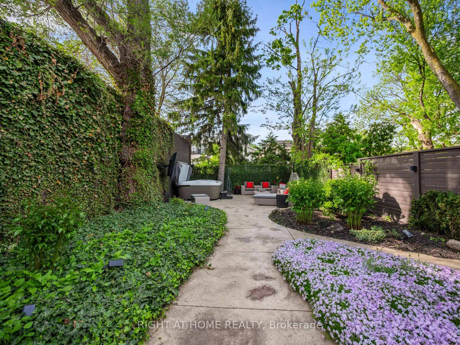 Photo 37 of 336 Melrose Avenue, Toronto, Bedford Park-Nortown — HOMEH