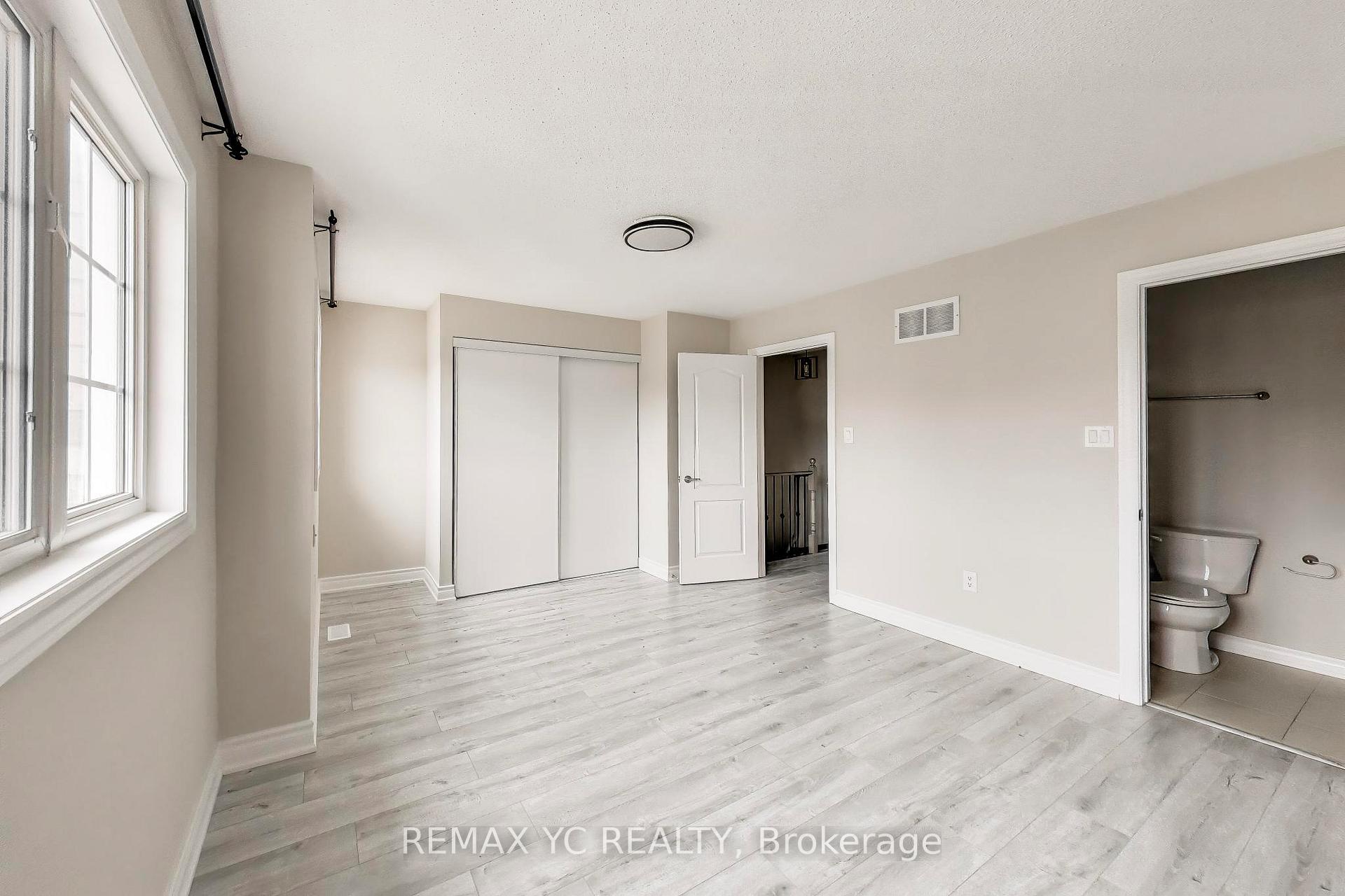 Photo 15 of 151 Amulet Crescent, Richmond Hill, Rouge Woods — HOMEH