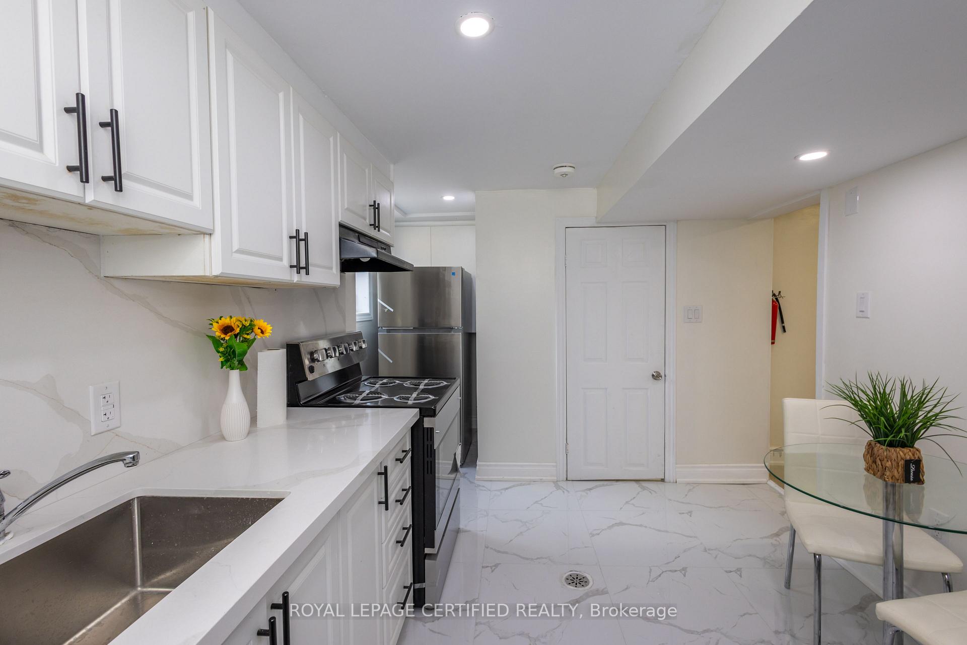Photo 11 of Unit Bsmt, 111 Limeridge Road W, Hamilton, Rolston — HOMEH