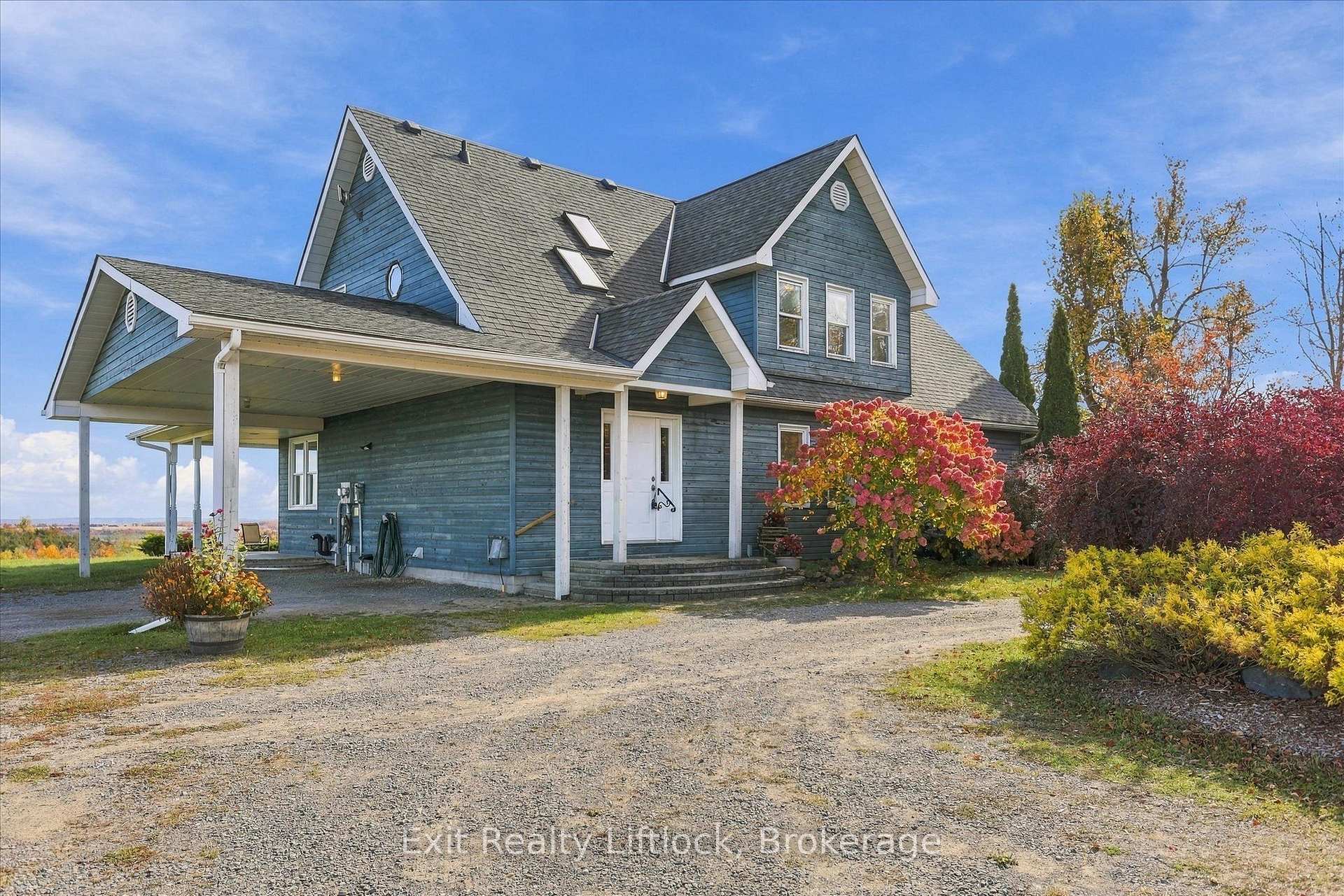 Photo 3 of 836 Hayes Line, Kawartha Lakes, Omemee — HOMEH