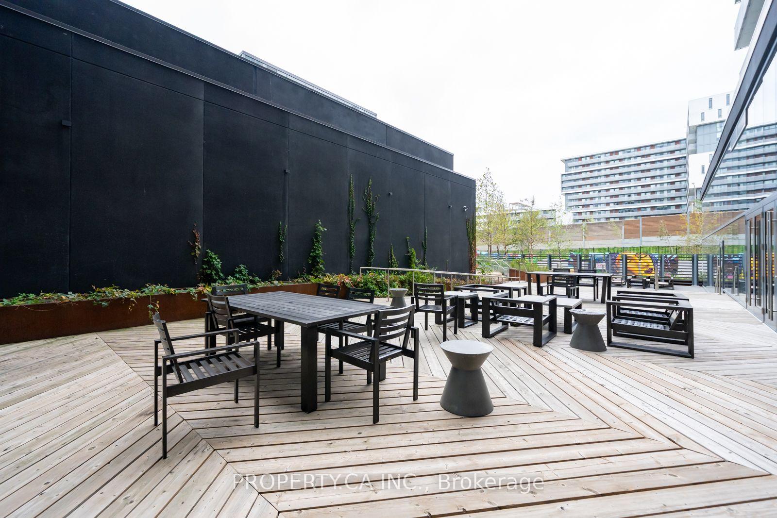 Photo 4 of Unit 412, 120 Varna Drive, Toronto, Englemount-Lawrence — HOMEH