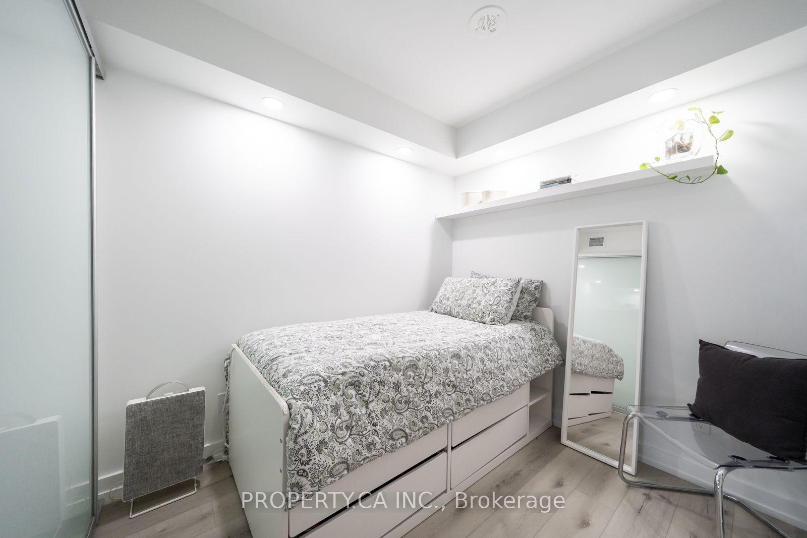 Photo 10 of Unit 412, 120 Varna Drive, Toronto, Englemount-Lawrence — HOMEH