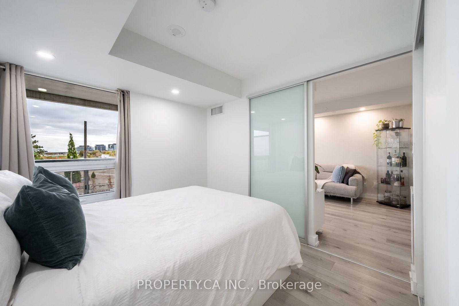 Photo 21 of Unit 412, 120 Varna Drive, Toronto, Englemount-Lawrence — HOMEH