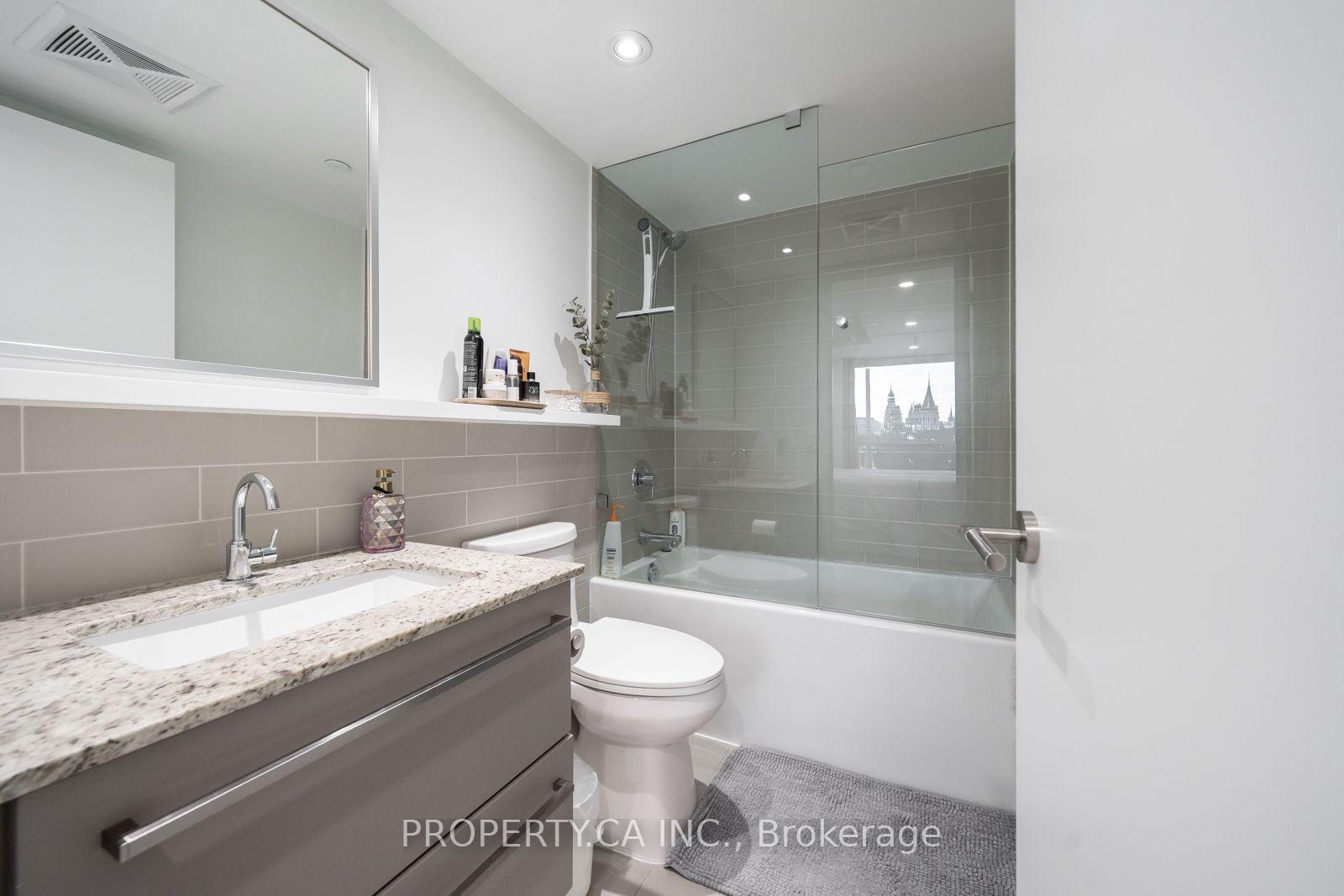 Photo 25 of Unit 412, 120 Varna Drive, Toronto, Englemount-Lawrence — HOMEH