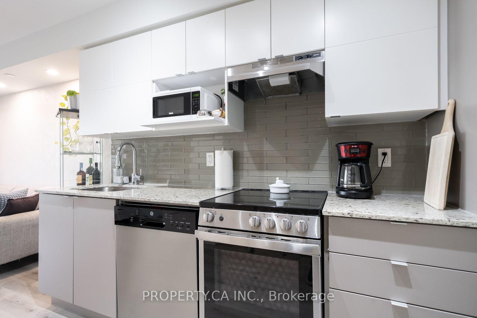 Photo 28 of Unit 412, 120 Varna Drive, Toronto, Englemount-Lawrence — HOMEH