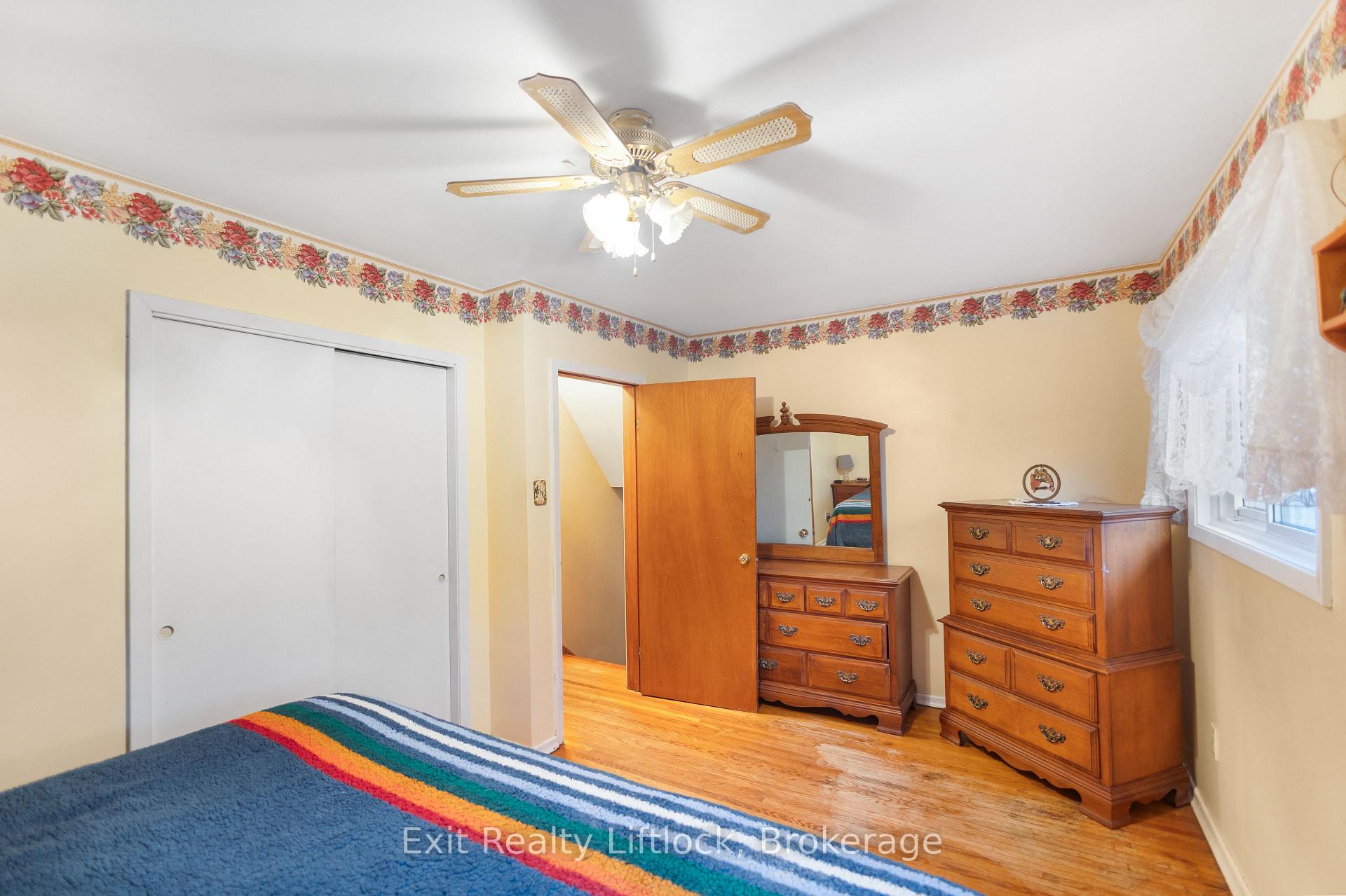 Photo 6 of 26 Beechwood Drive, Peterborough, Monaghan Ward 2 — HOMEH