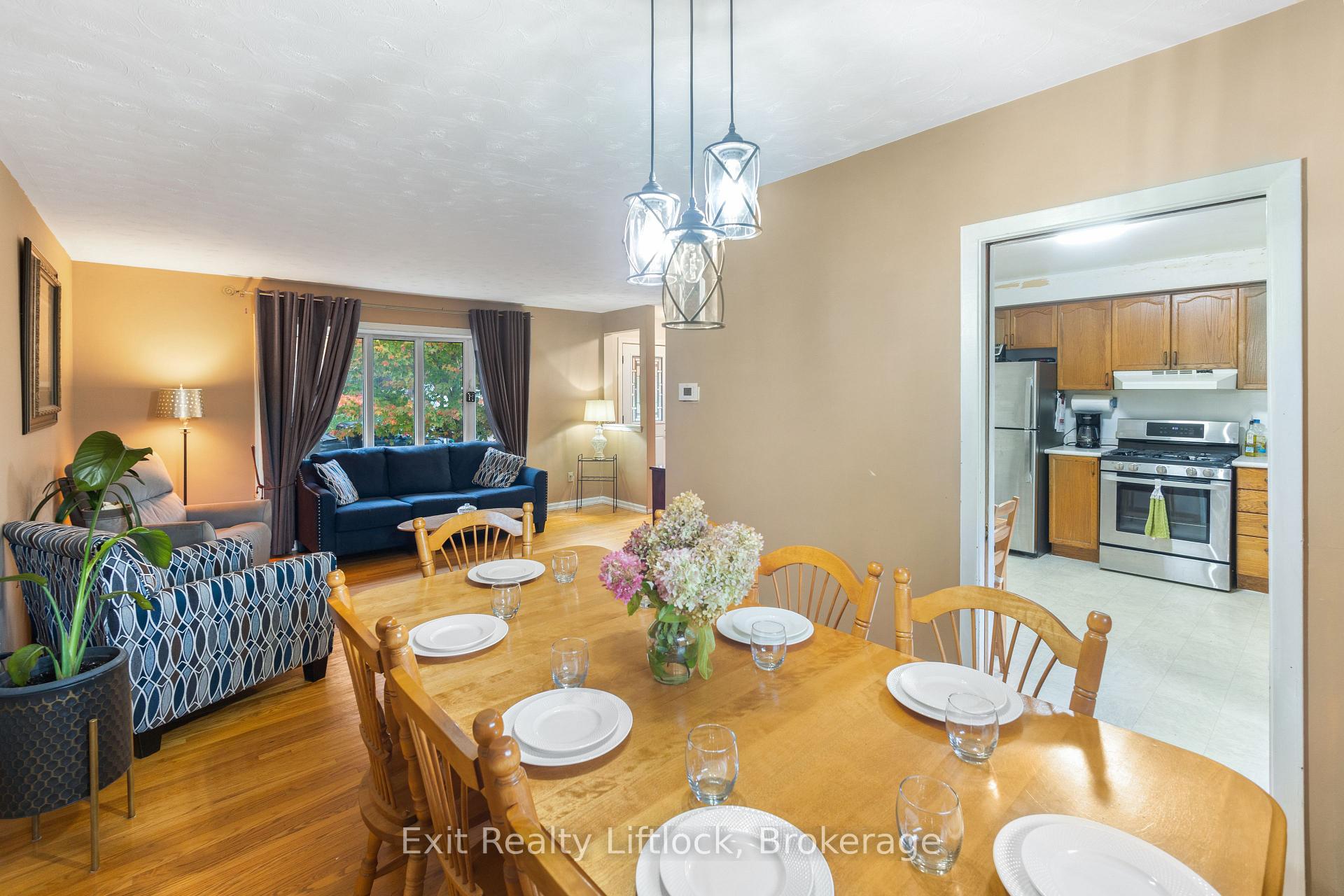 Photo 12 of 26 Beechwood Drive, Peterborough, Monaghan Ward 2 — HOMEH