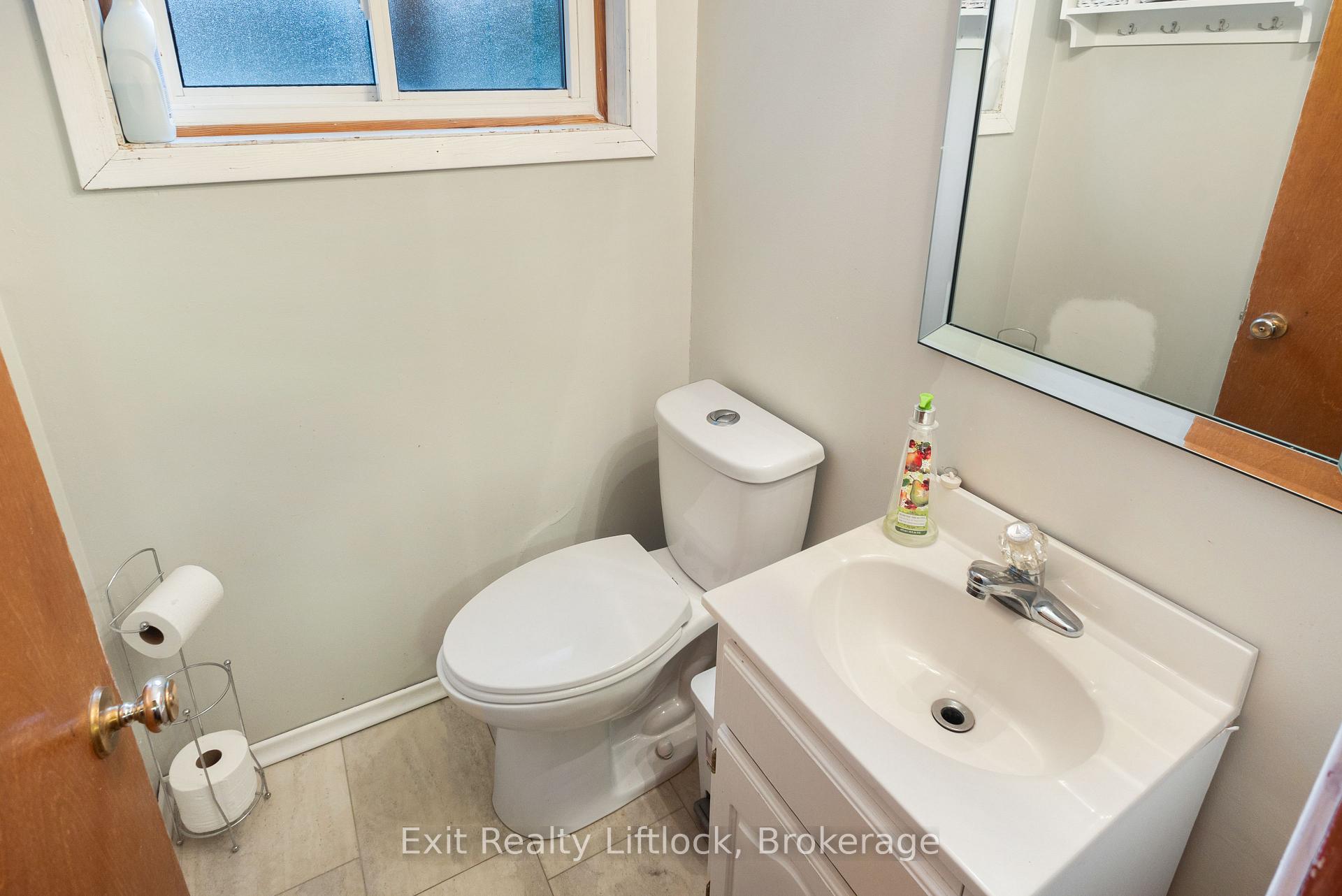 Photo 18 of 26 Beechwood Drive, Peterborough, Monaghan Ward 2 — HOMEH