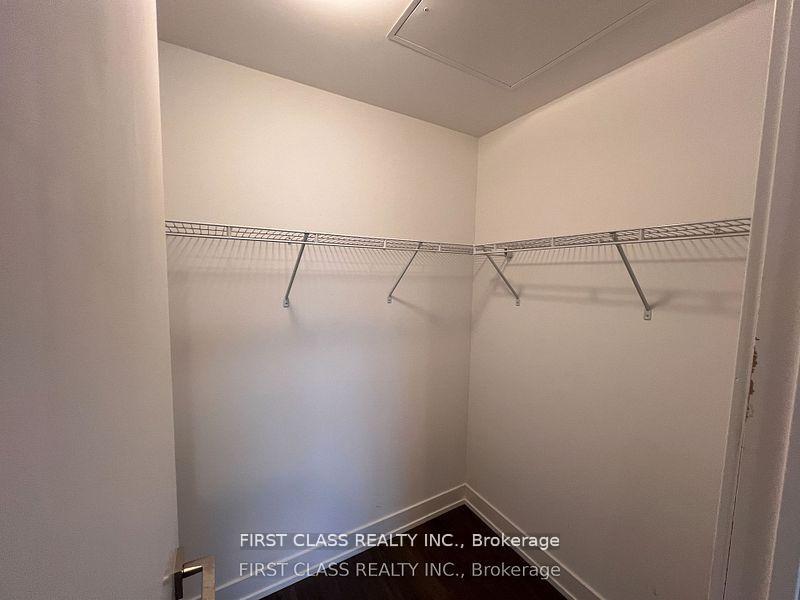 Photo 3 of Unit 619W, 268 Buchanan Drive, Markham, Unionville — HOMEH