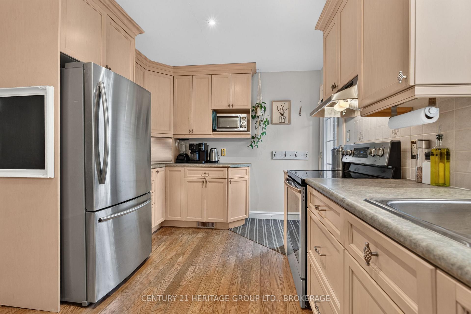 Photo 19 of 911 Auden Park Drive, Kingston, City SouthWest — HOMEH