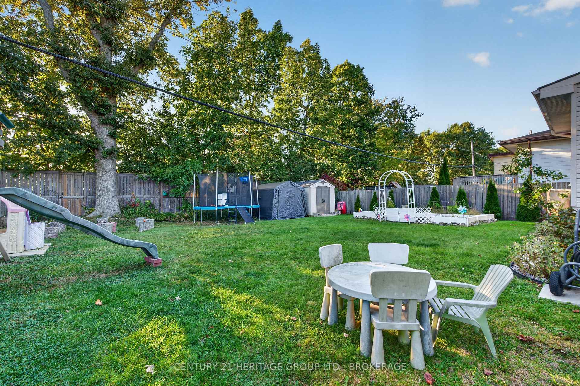 Photo 42 of 911 Auden Park Drive, Kingston, City SouthWest — HOMEH