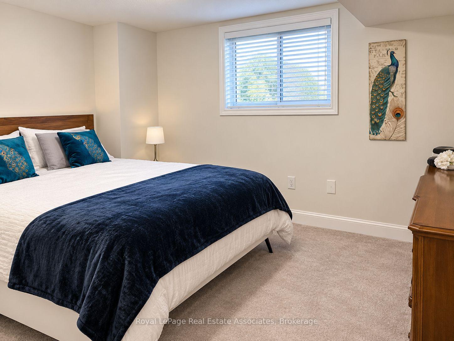 Photo 6 of 484 Rivermount Road, Brampton, Bram West — HOMEH