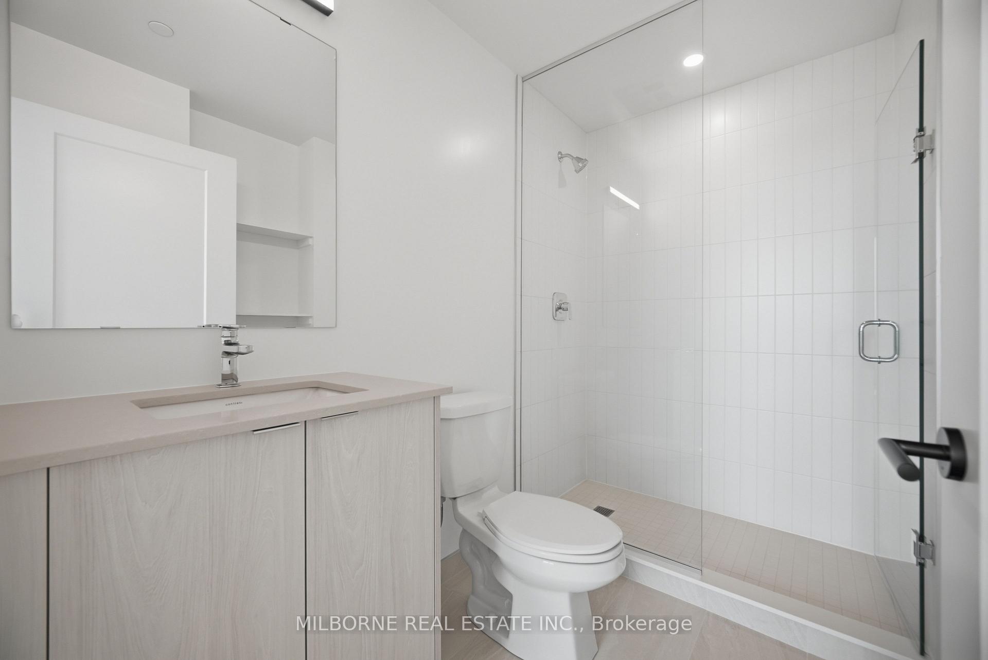 Photo 6 of Unit 905, 1660 Bloor Street W, Toronto, High Park North — HOMEH