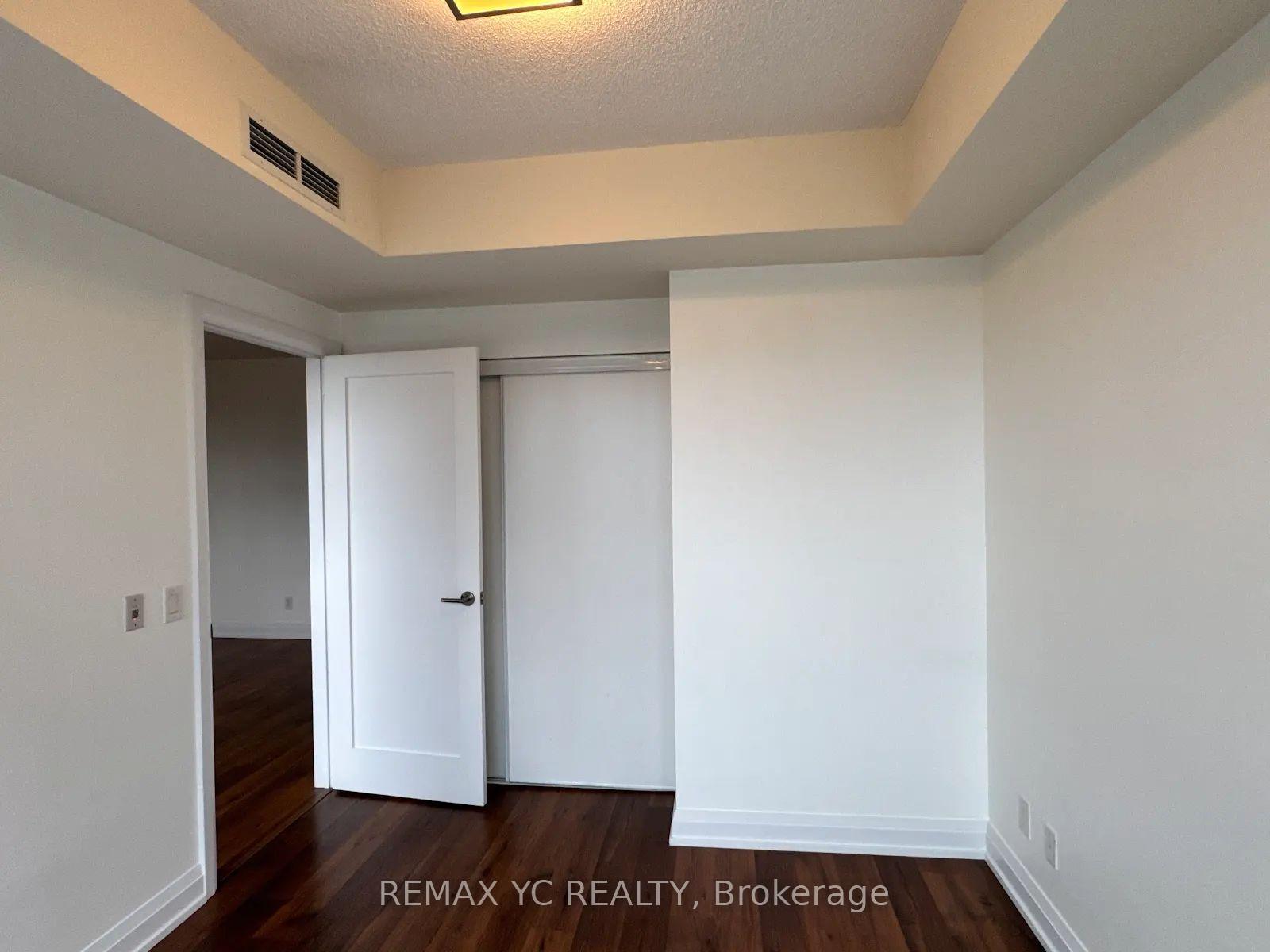 Photo 10 of Unit 2118, 5 Sheppard Avenue E, North York, Willowdale East — HOMEH