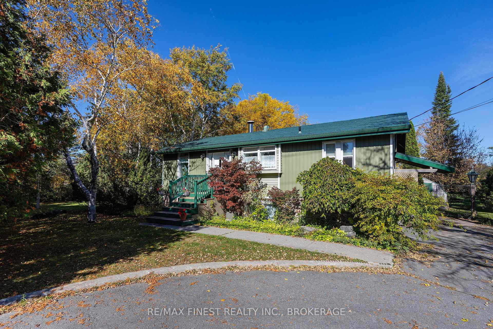 Photo 3 of 2182 Unity Road, Kingston, City North of 401 — HOMEH