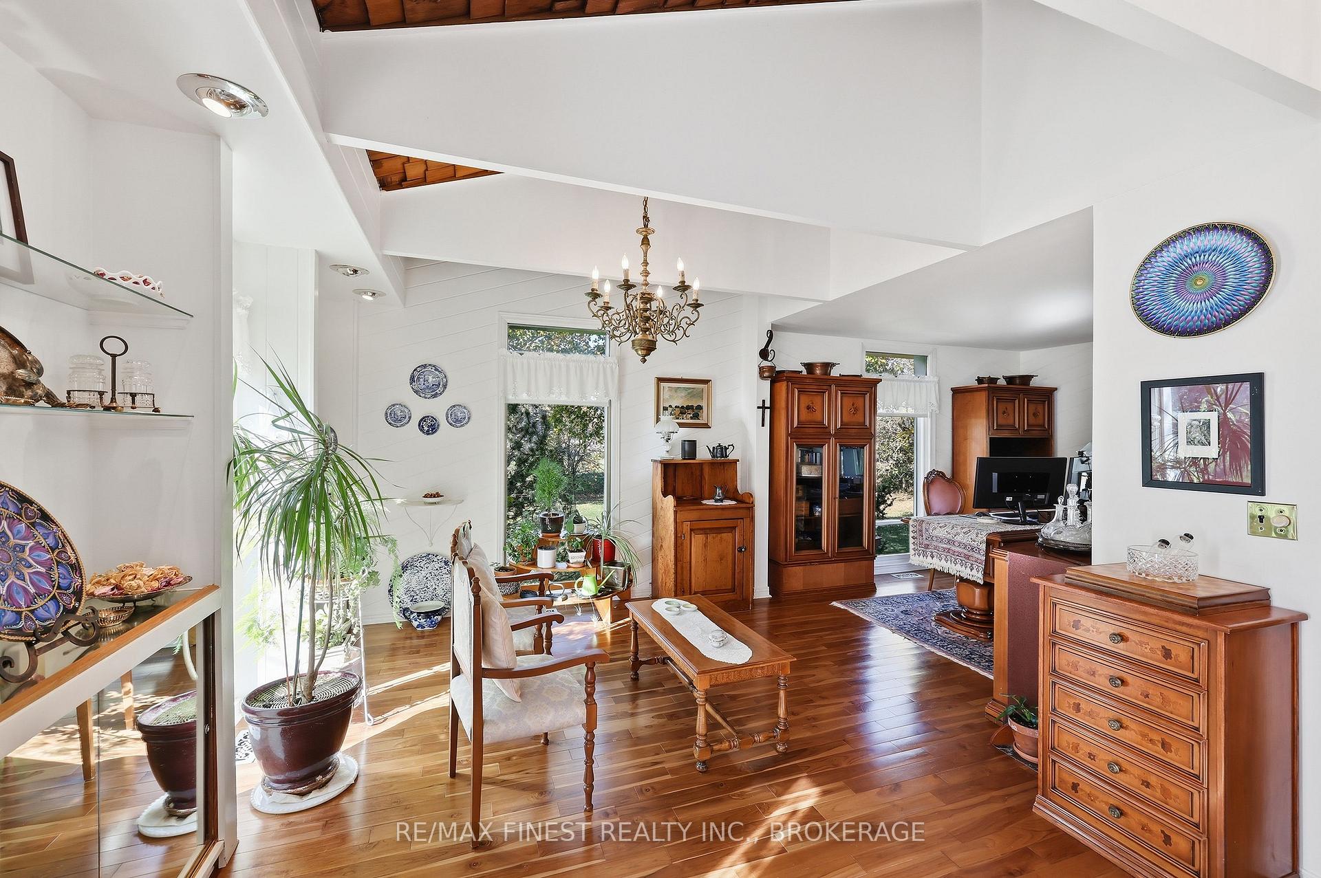 Photo 6 of 2182 Unity Road, Kingston, City North of 401 — HOMEH