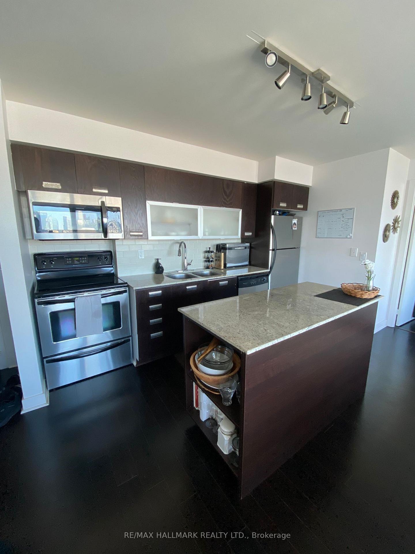 Photo 6 of Unit 1807, 80 Western Battery Road, Toronto, Niagara — HOMEH
