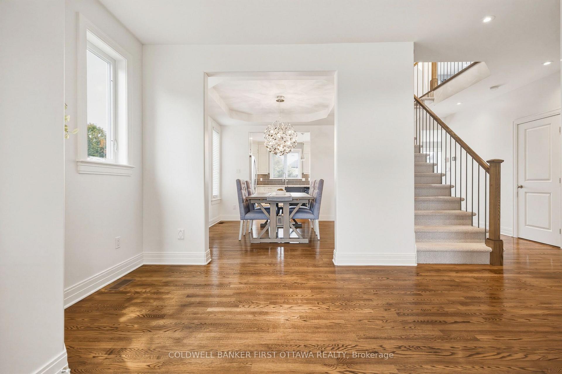 Photo 4 of 529 Adamson Crescent, Ottawa, Stittsville (South) — HOMEH