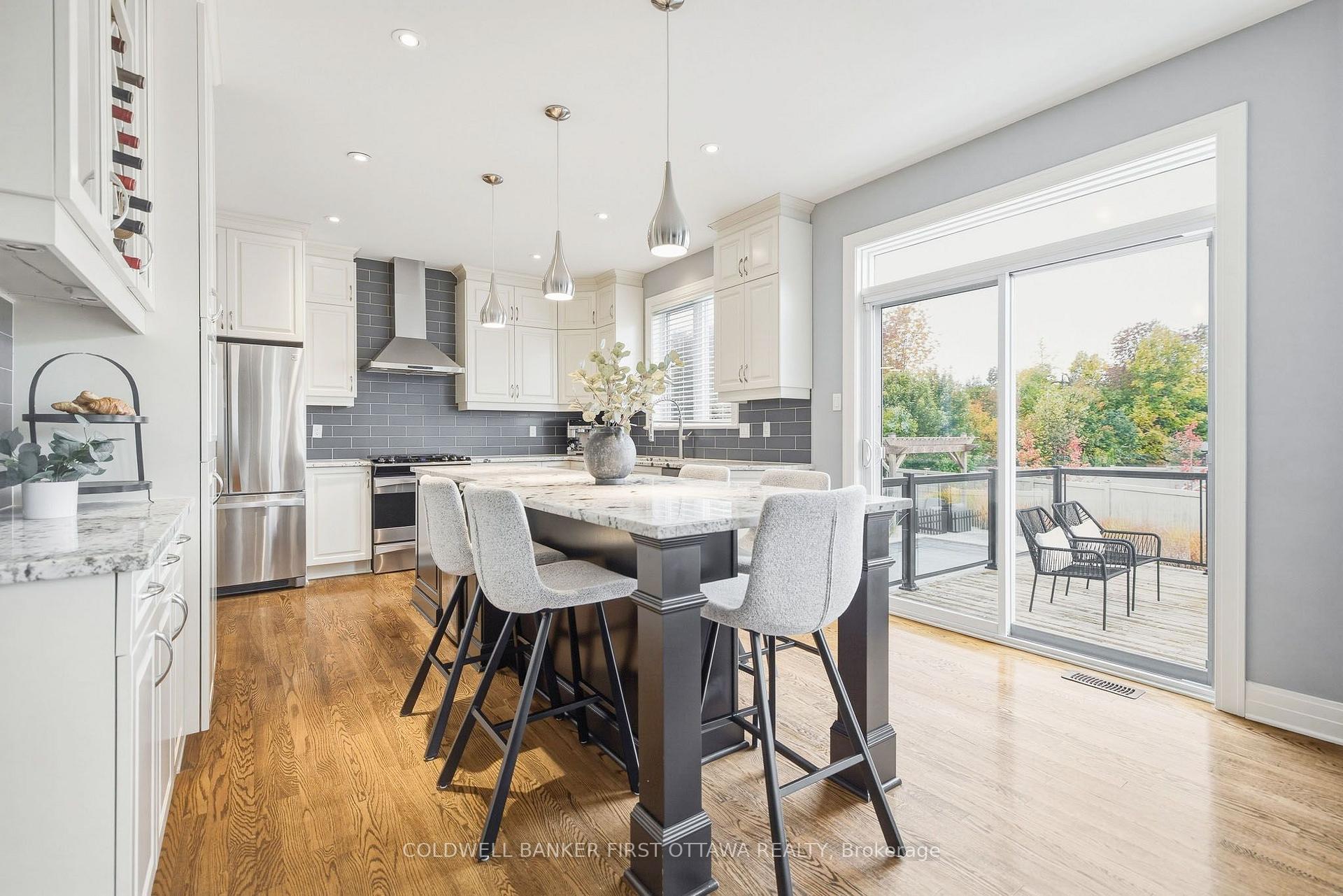 Photo 7 of 529 Adamson Crescent, Ottawa, Stittsville (South) — HOMEH