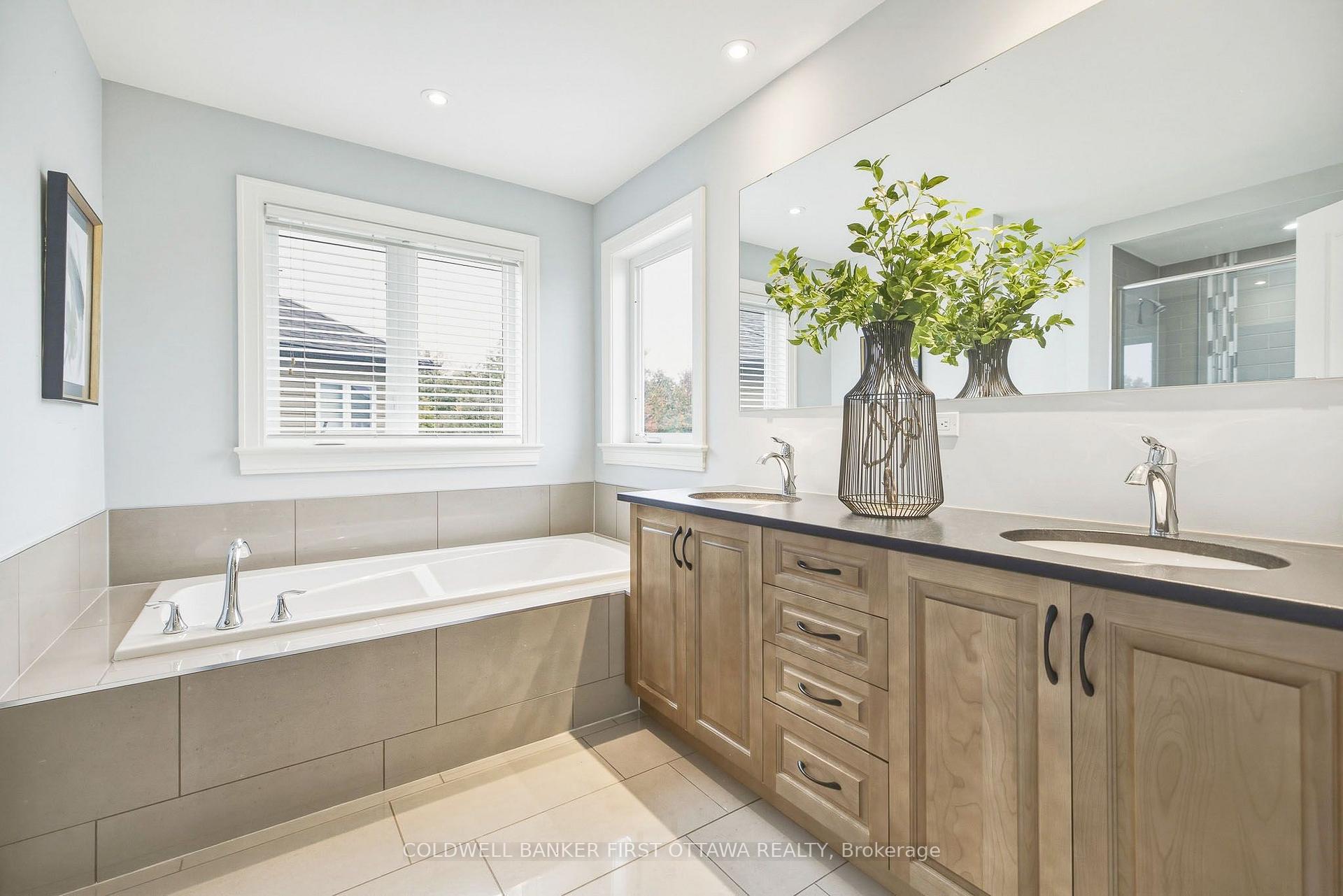 Photo 23 of 529 Adamson Crescent, Ottawa, Stittsville (South) — HOMEH