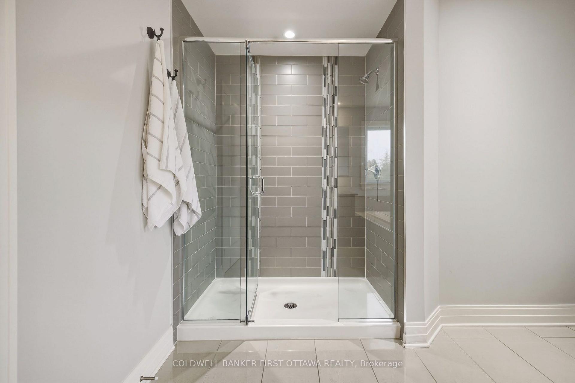 Photo 24 of 529 Adamson Crescent, Ottawa, Stittsville (South) — HOMEH