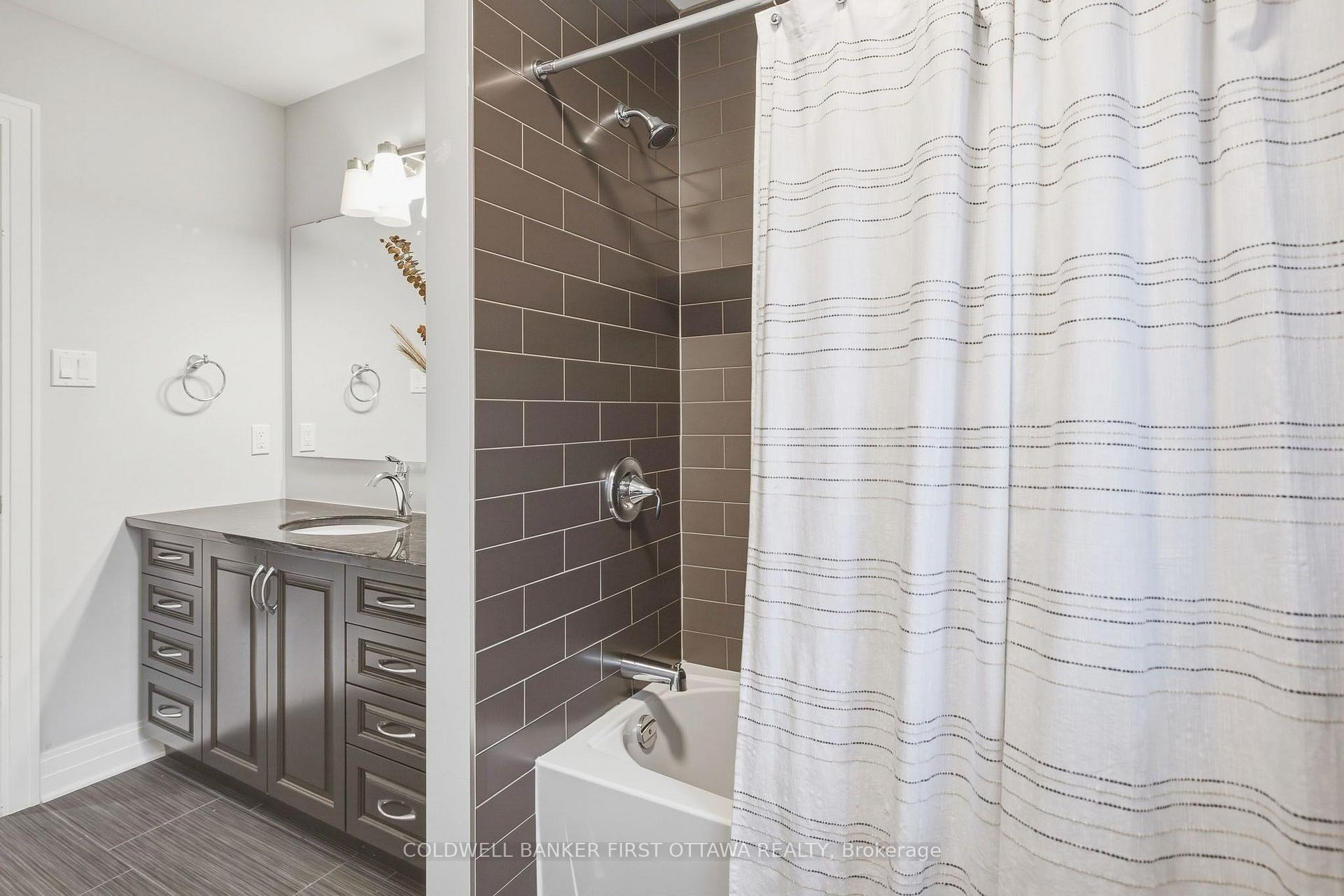 Photo 29 of 529 Adamson Crescent, Ottawa, Stittsville (South) — HOMEH
