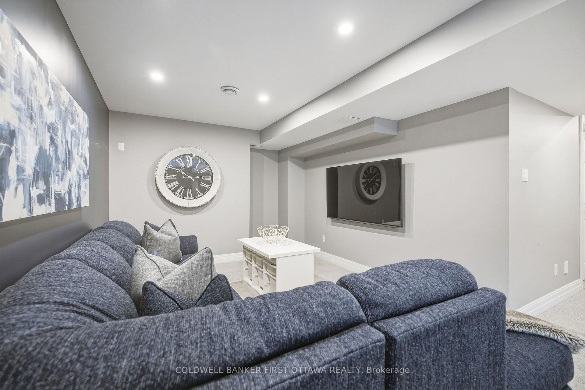 Photo 36 of 529 Adamson Crescent, Ottawa, Stittsville (South) — HOMEH