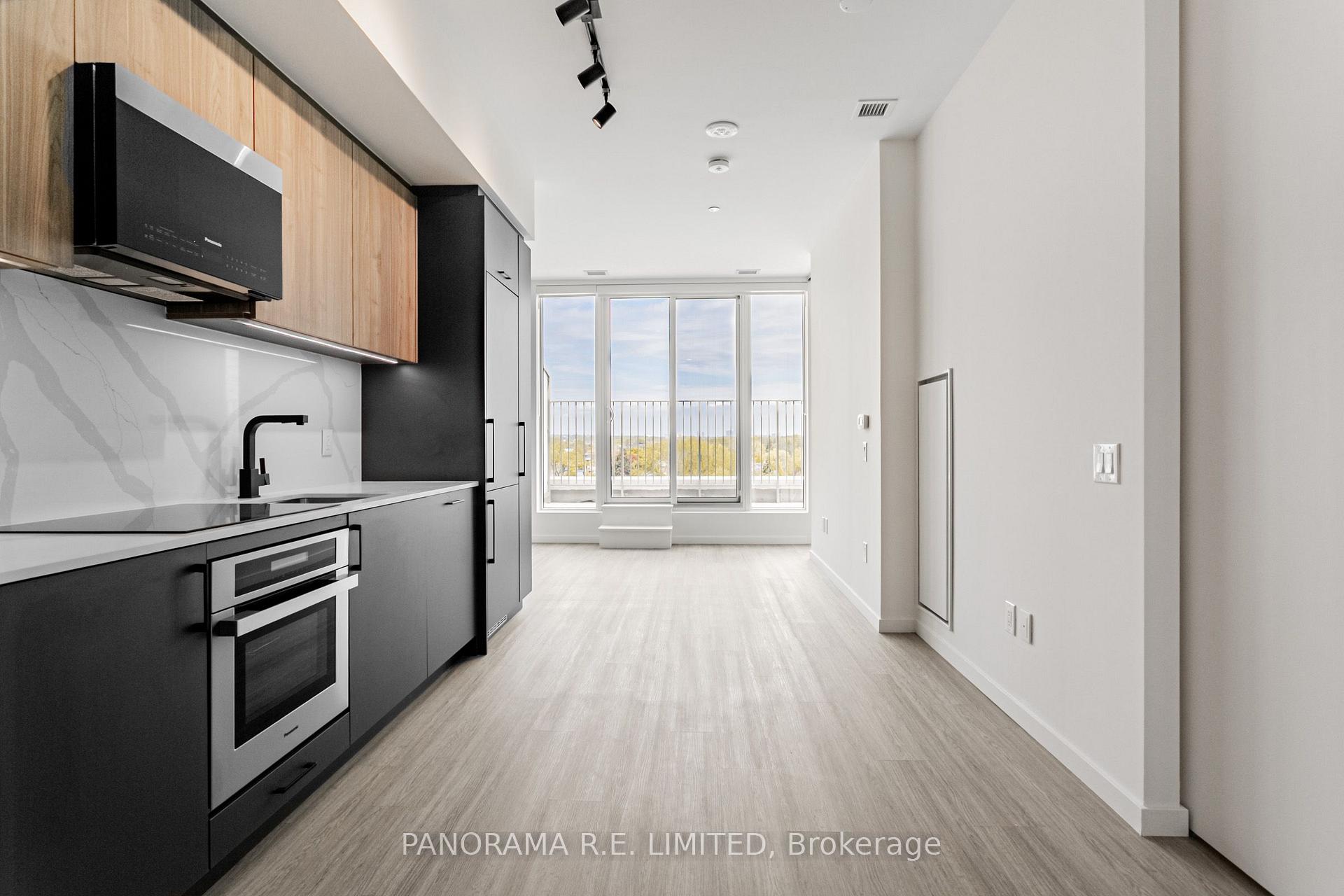 Photo 1 of Unit PH817, 689 The Queensway, Etobicoke, Stonegate-Queensway — HOMEH