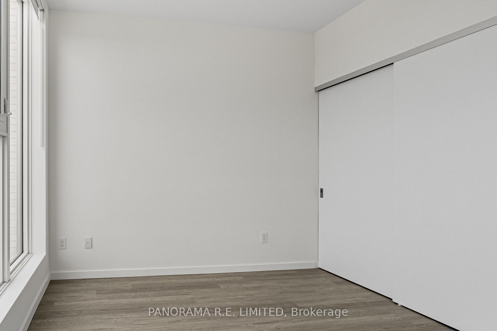 Photo 8 of Unit PH817, 689 The Queensway, Etobicoke, Stonegate-Queensway — HOMEH
