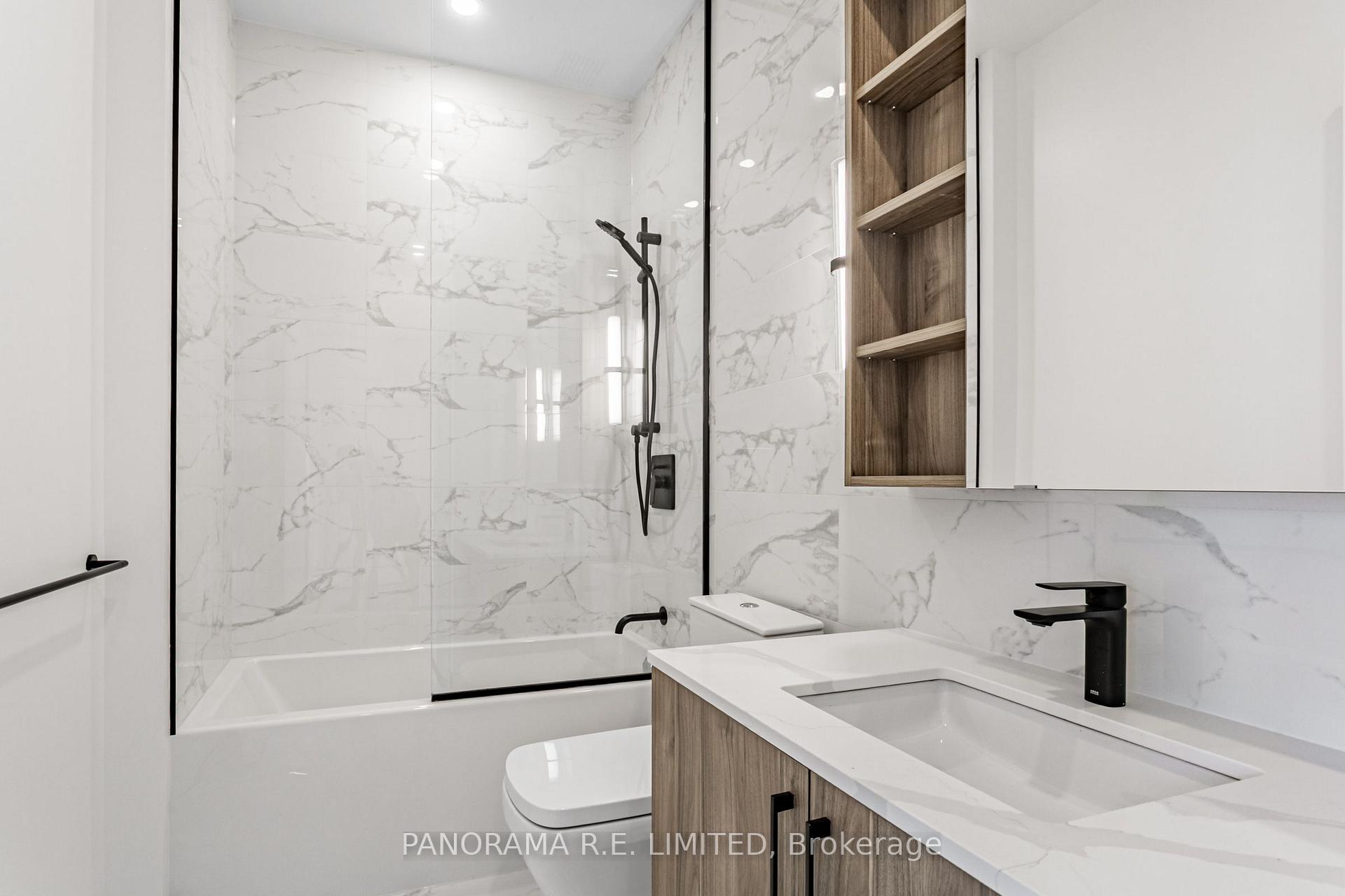 Photo 9 of Unit PH817, 689 The Queensway, Etobicoke, Stonegate-Queensway — HOMEH