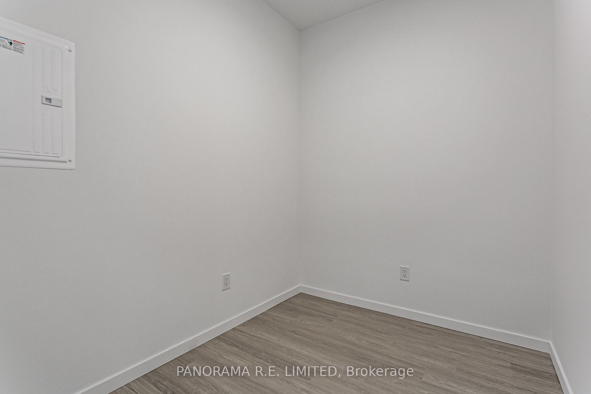 Photo 10 of Unit PH817, 689 The Queensway, Etobicoke, Stonegate-Queensway — HOMEH