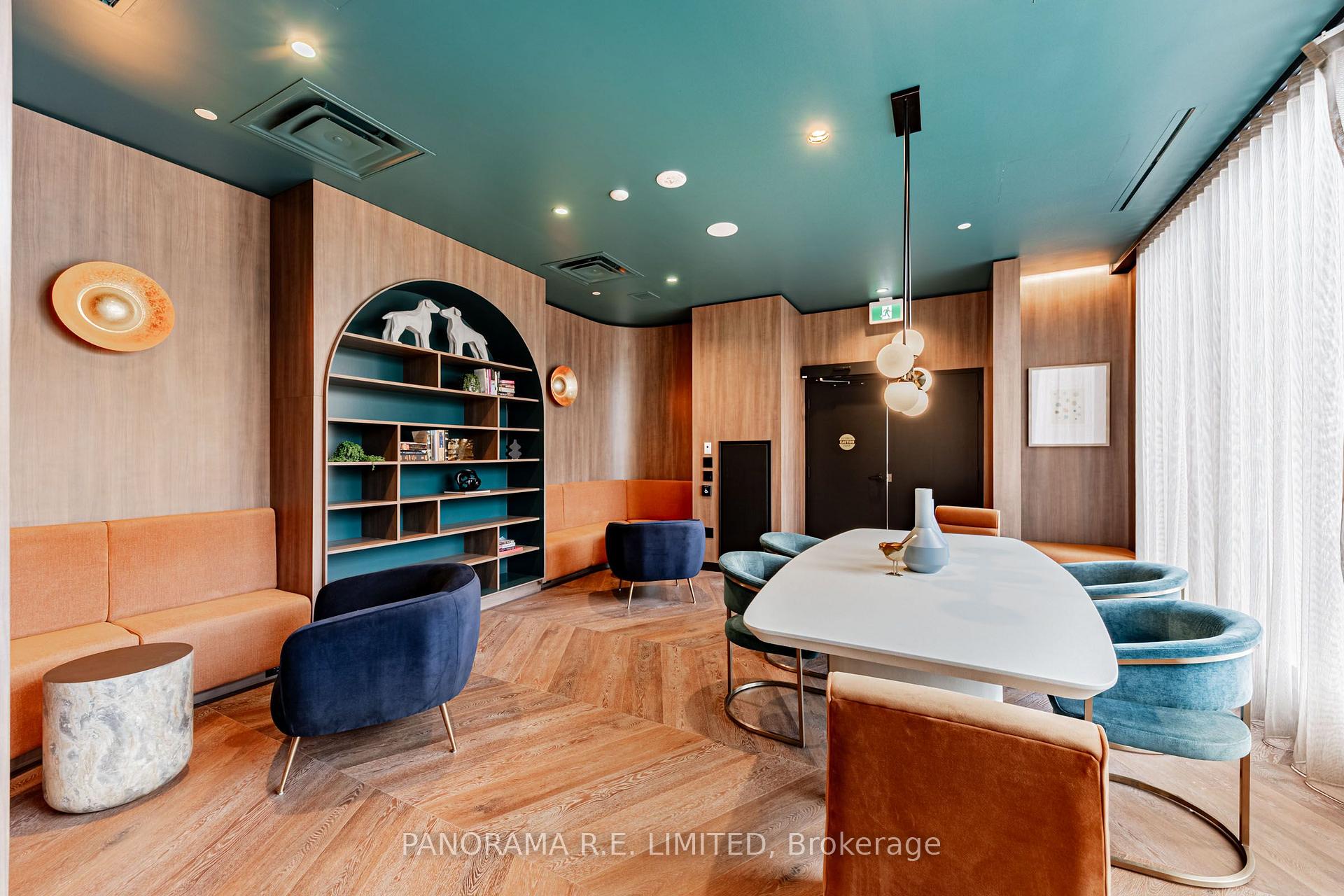 Photo 21 of Unit PH817, 689 The Queensway, Etobicoke, Stonegate-Queensway — HOMEH