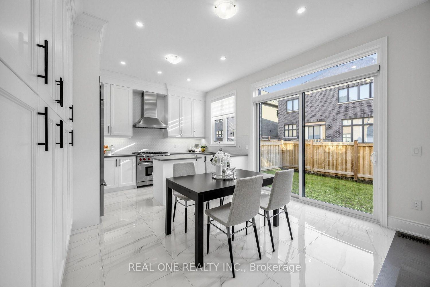 Photo 10 of 1382 Queens Plate Road, Oakville, Glen Abbey — HOMEH