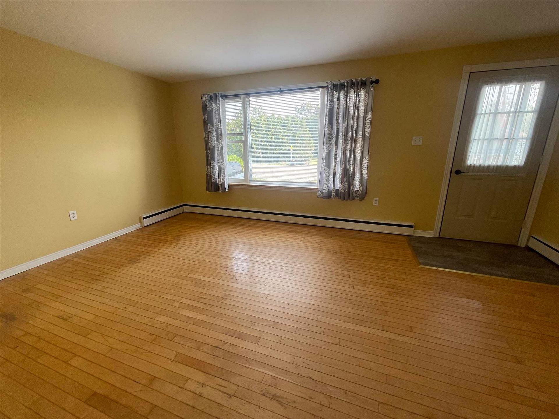 Photo 12 of 40 Frances Street, Thessalon — HOMEH