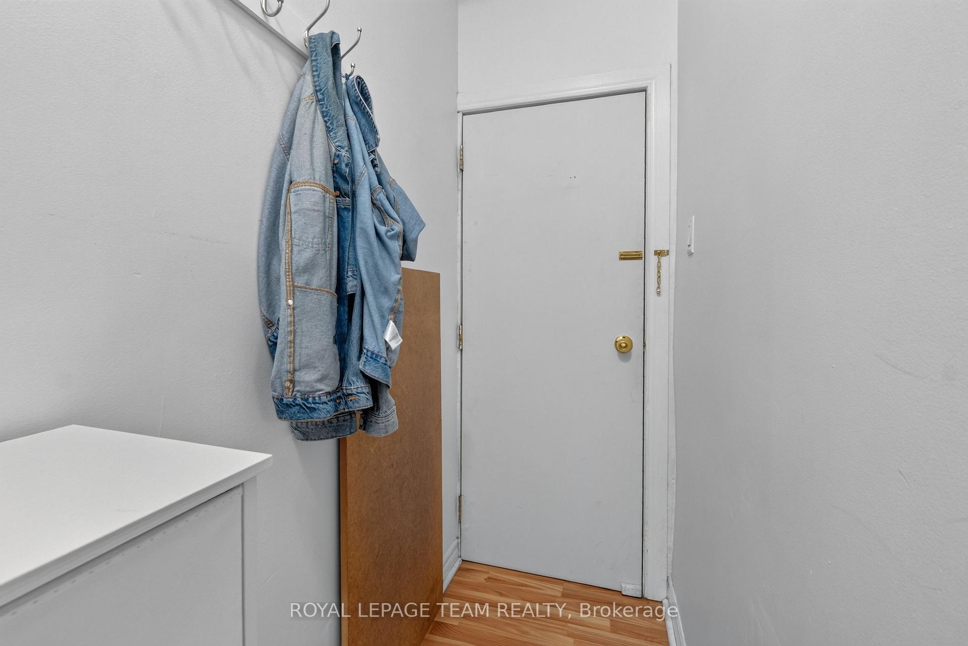 Photo 10 of Unit 7, 4 Eccles Street, Ottawa, West Centre Town — HOMEH