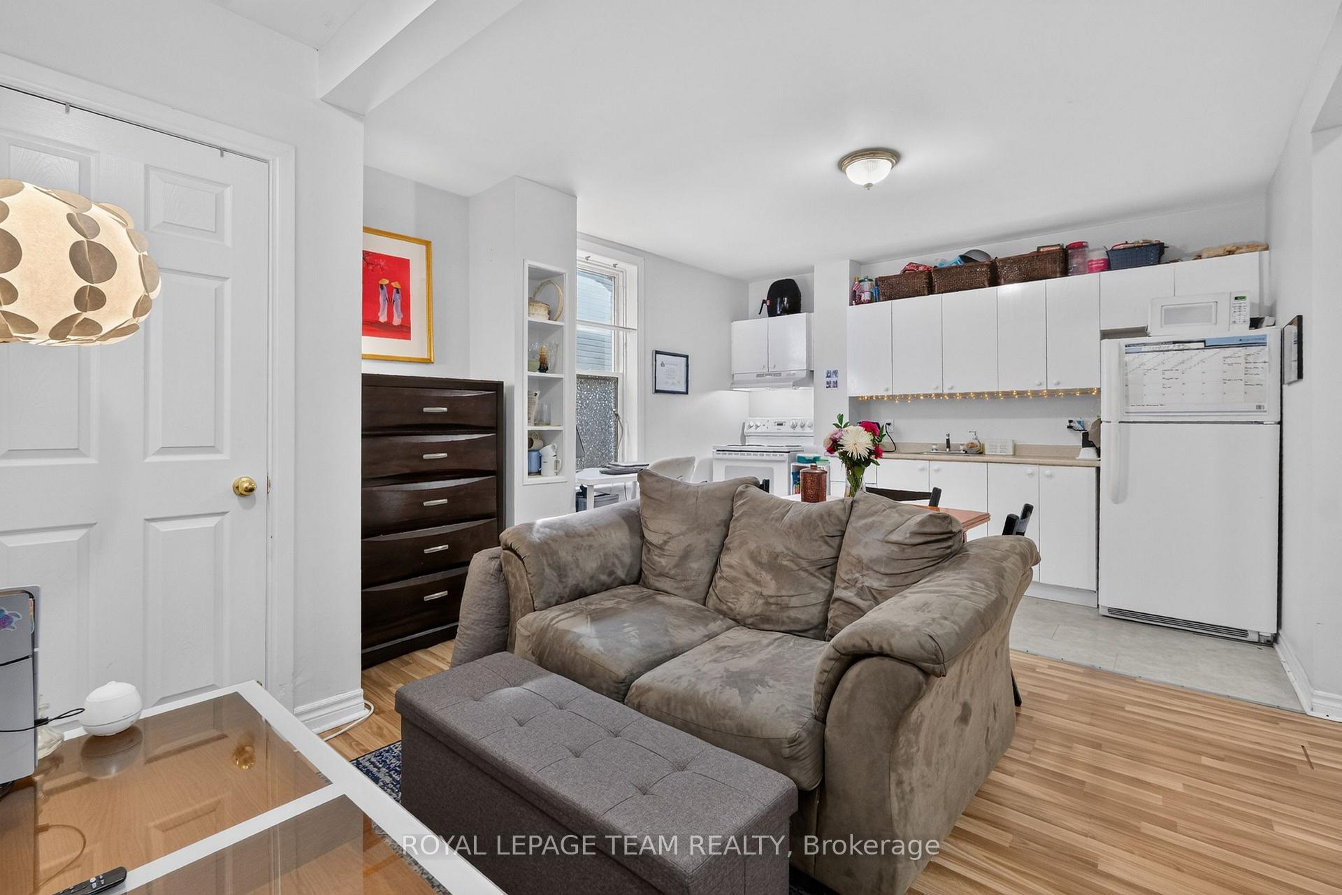 Photo 15 of Unit 7, 4 Eccles Street, Ottawa, West Centre Town — HOMEH