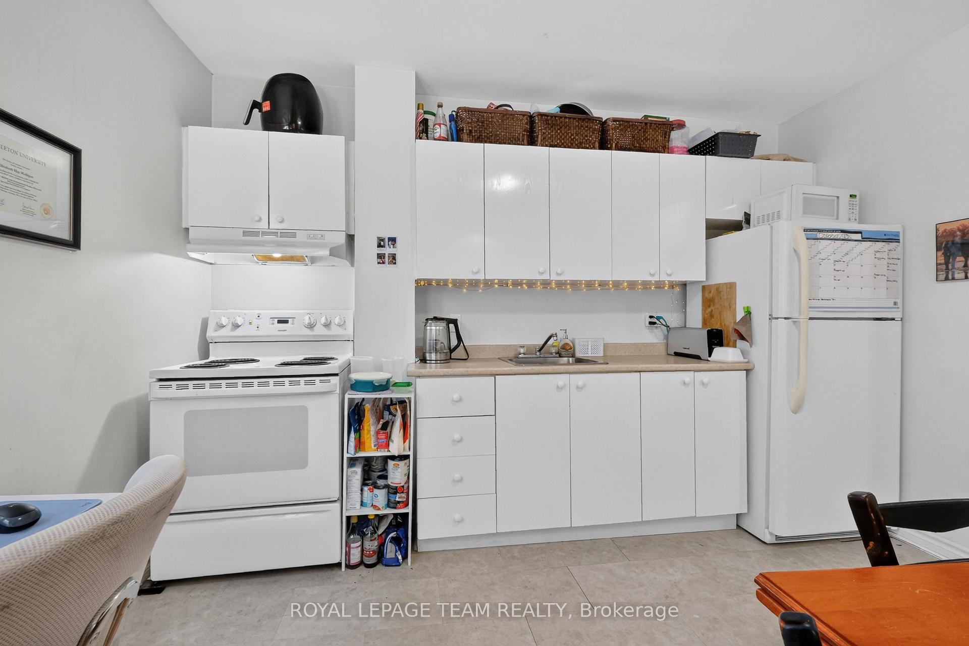 Photo 19 of Unit 7, 4 Eccles Street, Ottawa, West Centre Town — HOMEH
