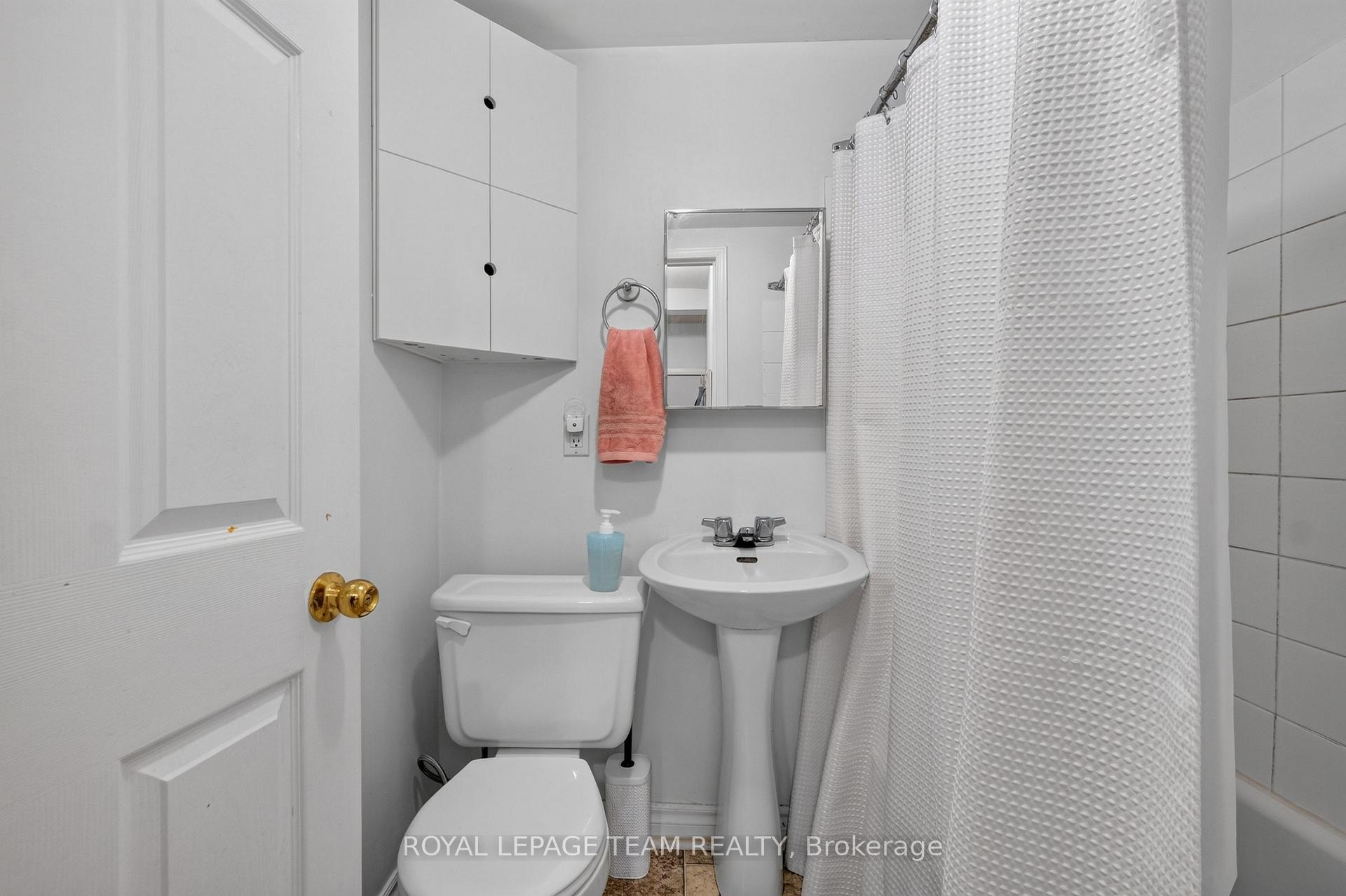 Photo 27 of Unit 7, 4 Eccles Street, Ottawa, West Centre Town — HOMEH