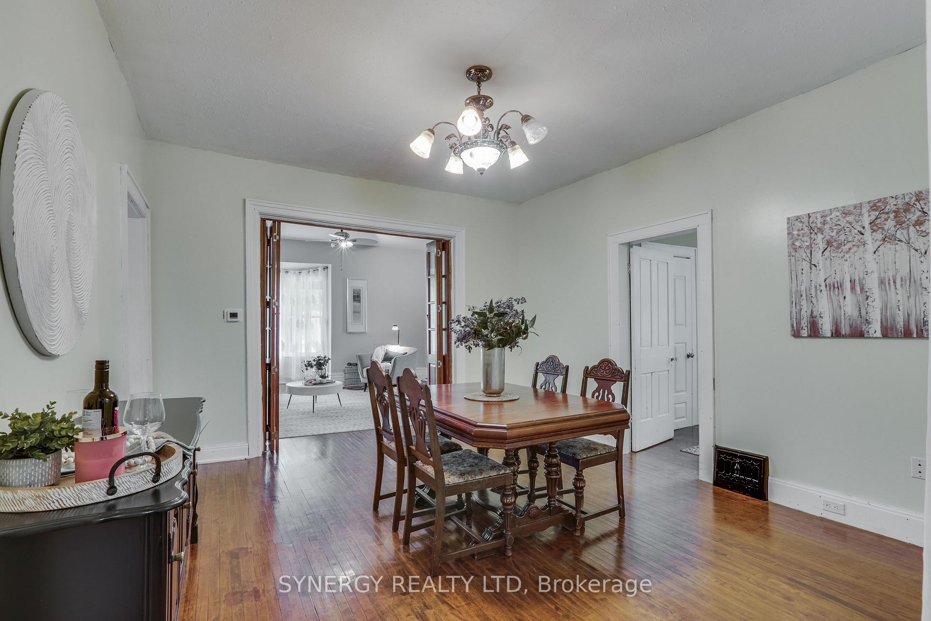 Photo 10 of 210 Albert Street, Strathroy-Caradoc, NW — HOMEH