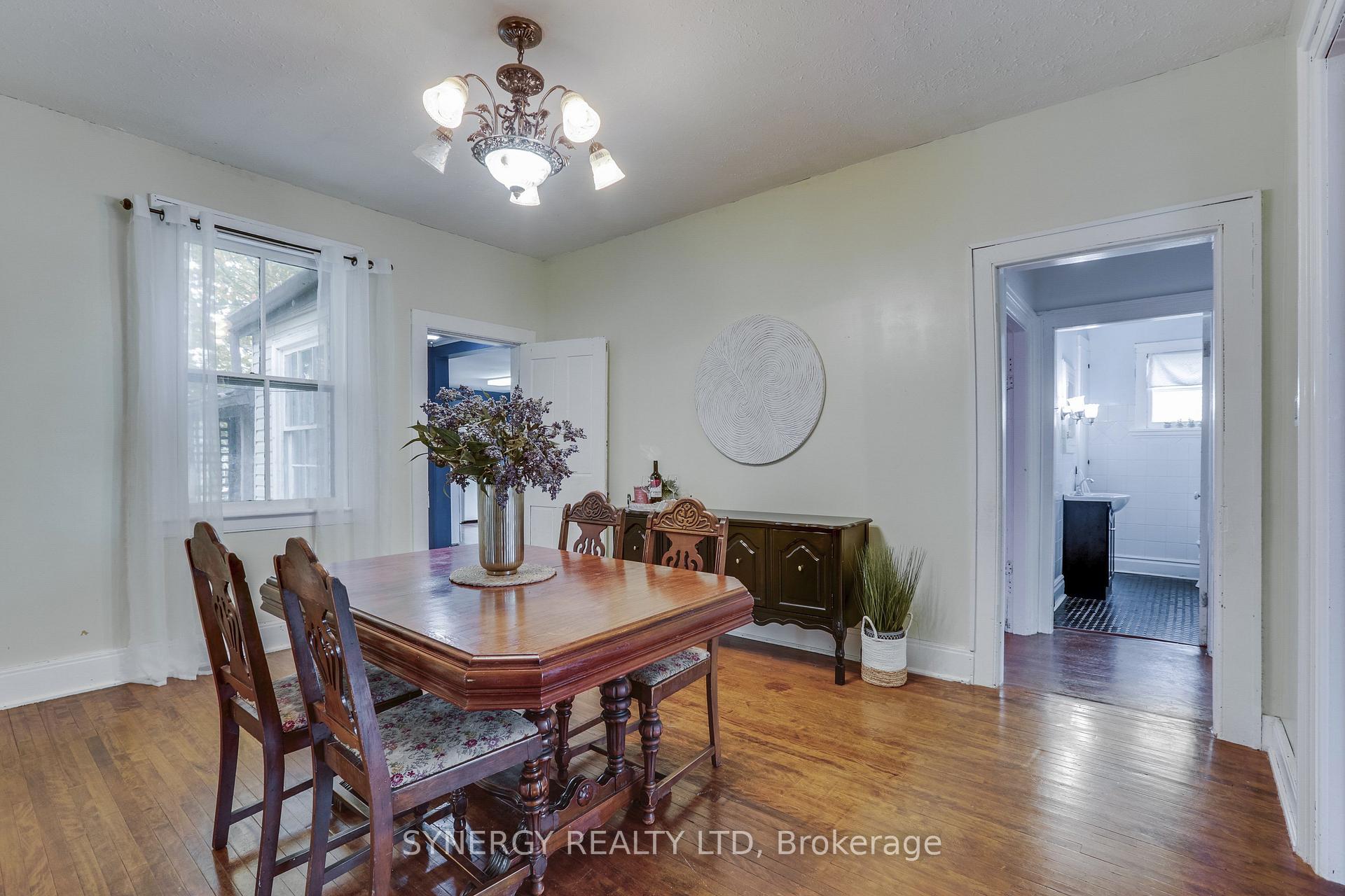Photo 12 of 210 Albert Street, Strathroy-Caradoc, NW — HOMEH