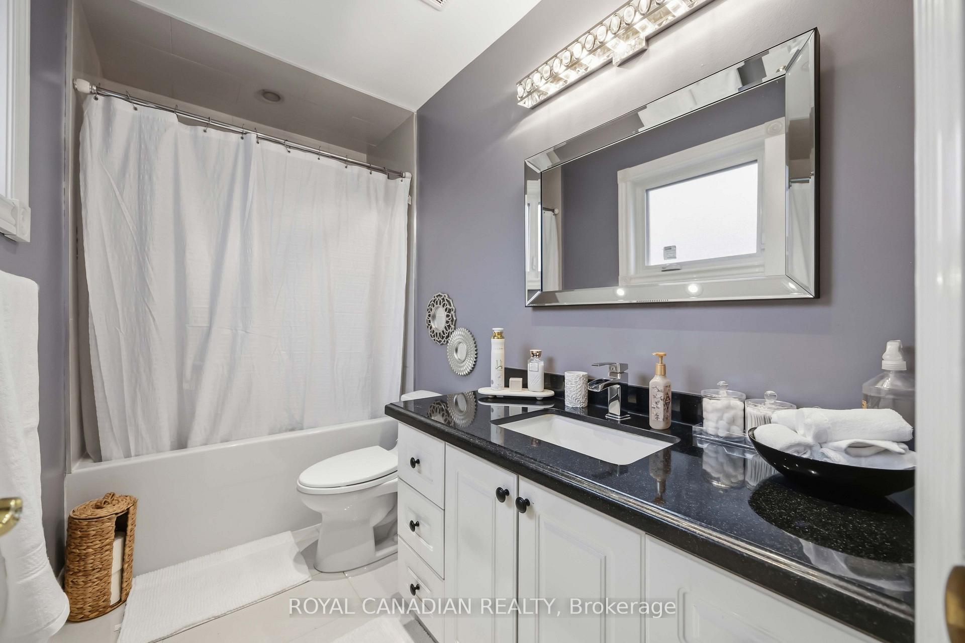 Photo 38 of 135 Tilman Circle, Markham, Markham Village — HOMEH