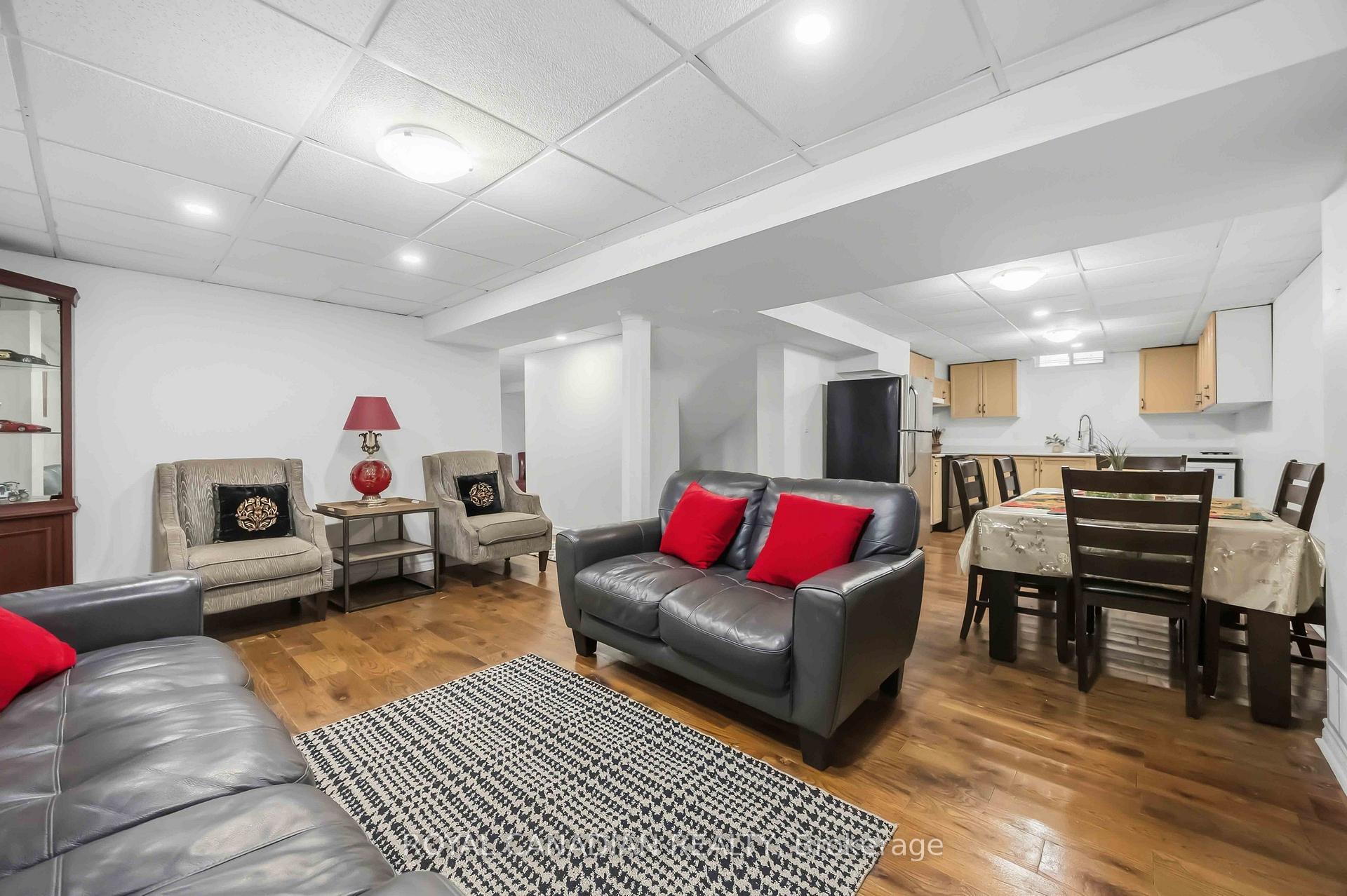 Photo 41 of 135 Tilman Circle, Markham, Markham Village — HOMEH