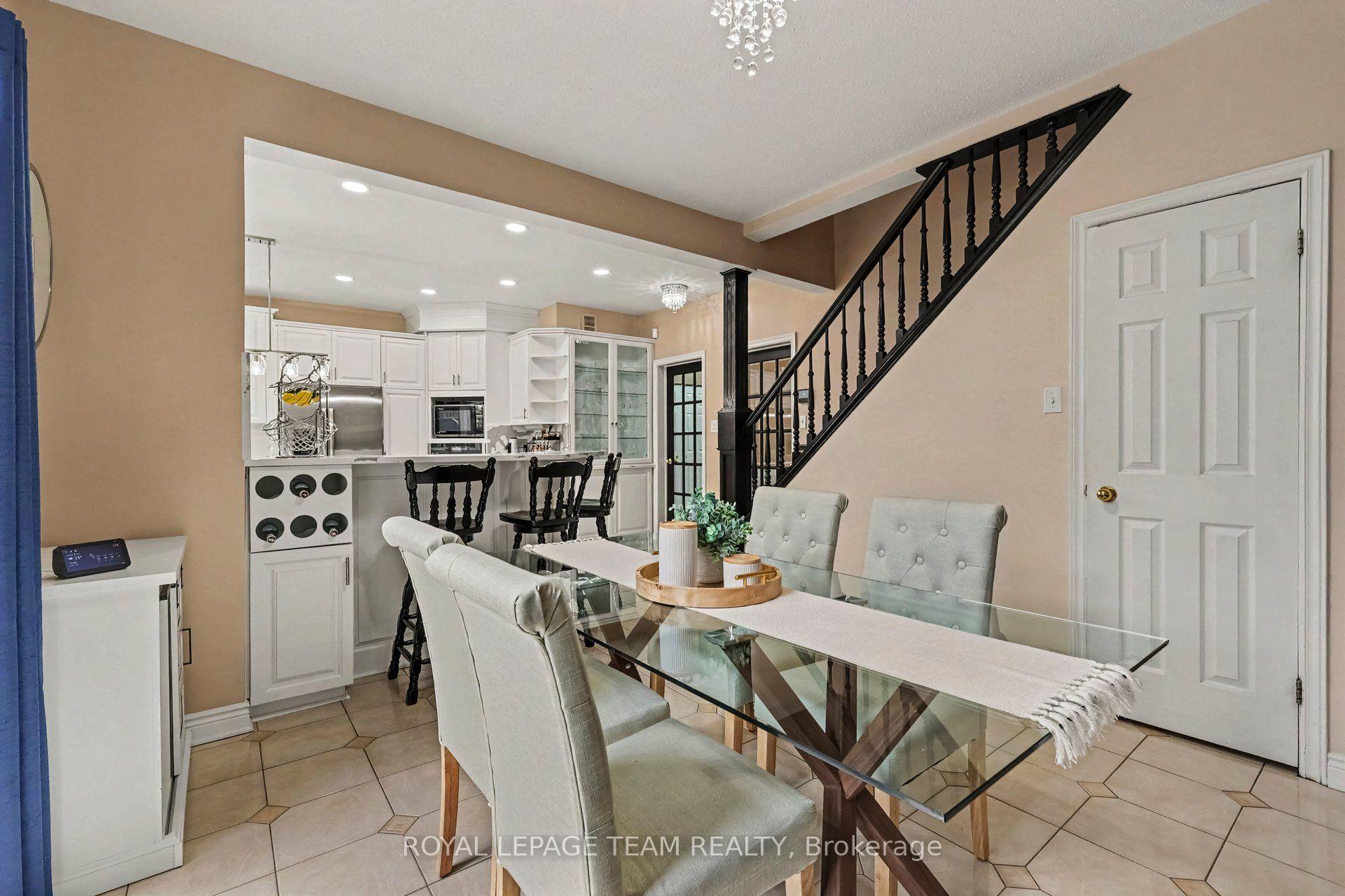Photo 13 of 30 Spring Cress Drive, Ottawa, Cedar Hill/Orchard Estates — HOMEH