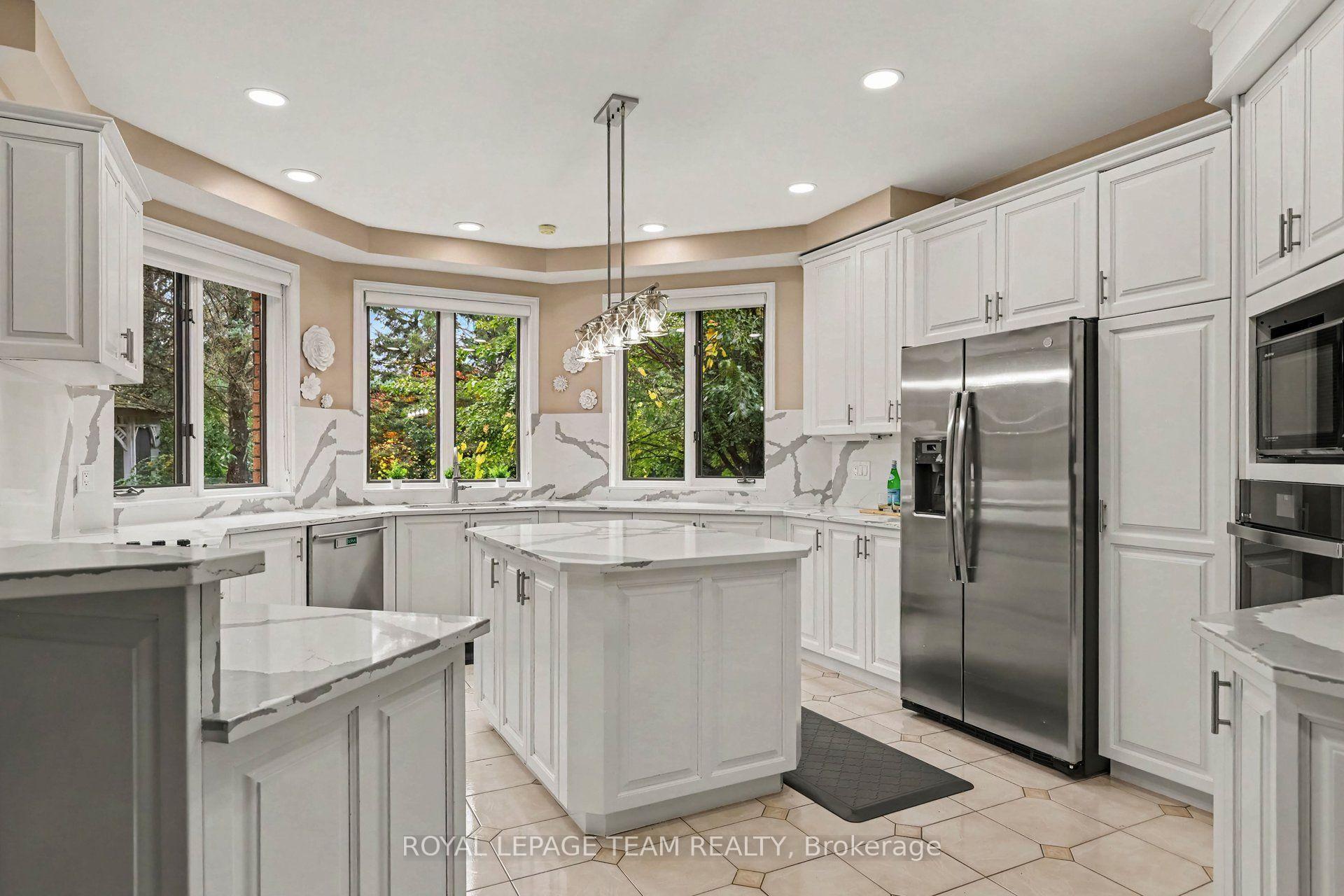 Photo 15 of 30 Spring Cress Drive, Ottawa, Cedar Hill/Orchard Estates — HOMEH