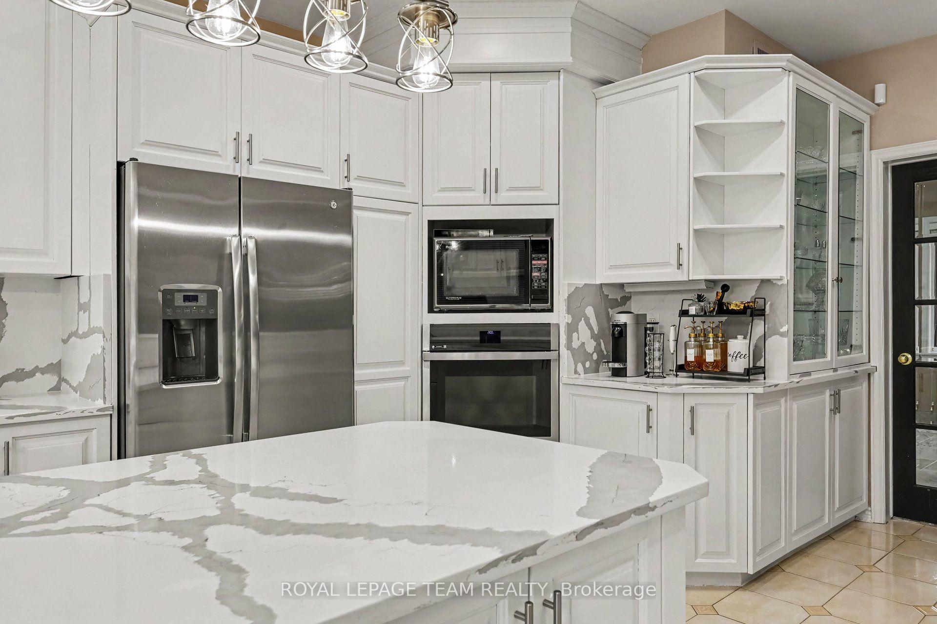 Photo 16 of 30 Spring Cress Drive, Ottawa, Cedar Hill/Orchard Estates — HOMEH