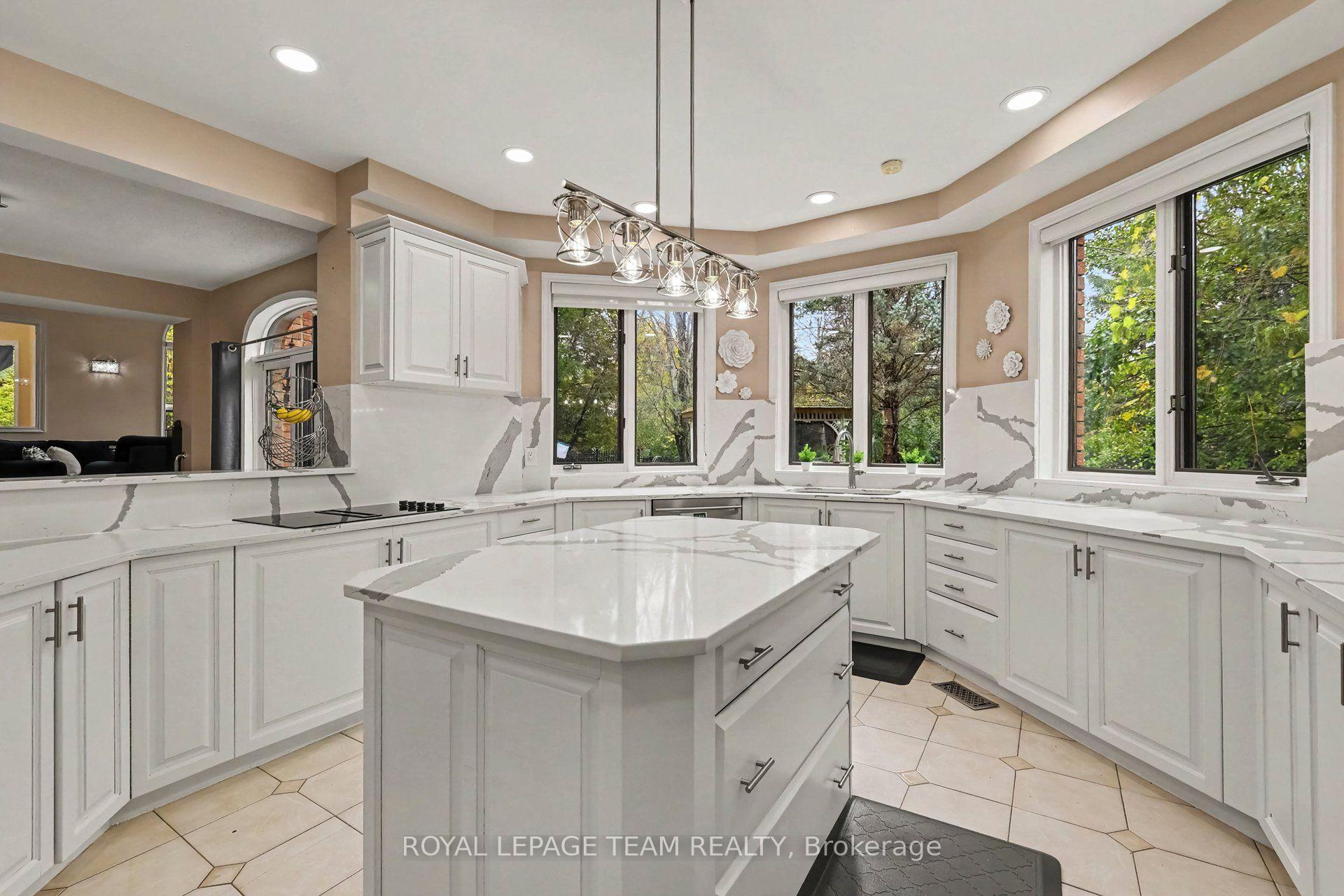 Photo 17 of 30 Spring Cress Drive, Ottawa, Cedar Hill/Orchard Estates — HOMEH