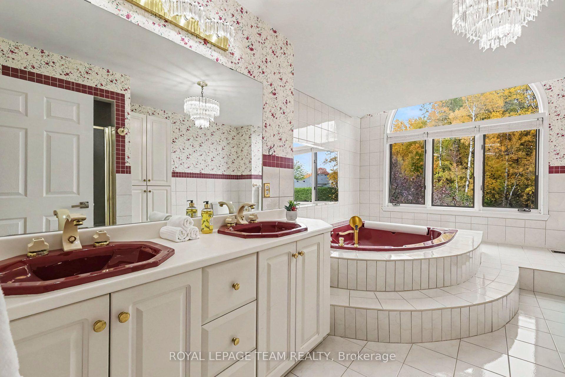 Photo 33 of 30 Spring Cress Drive, Ottawa, Cedar Hill/Orchard Estates — HOMEH